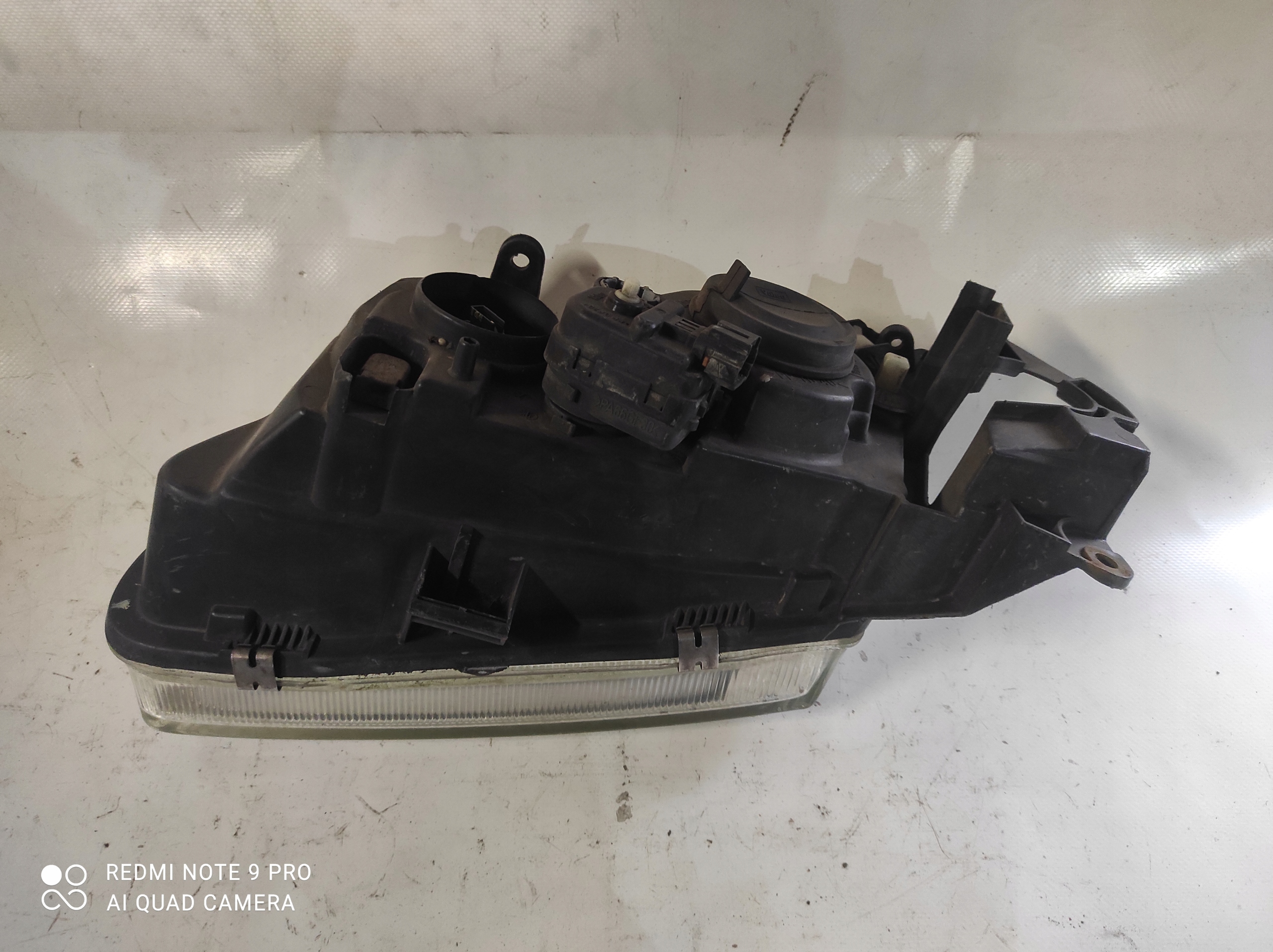 REFLEKTOR light right front NISSAN ALMERA N16