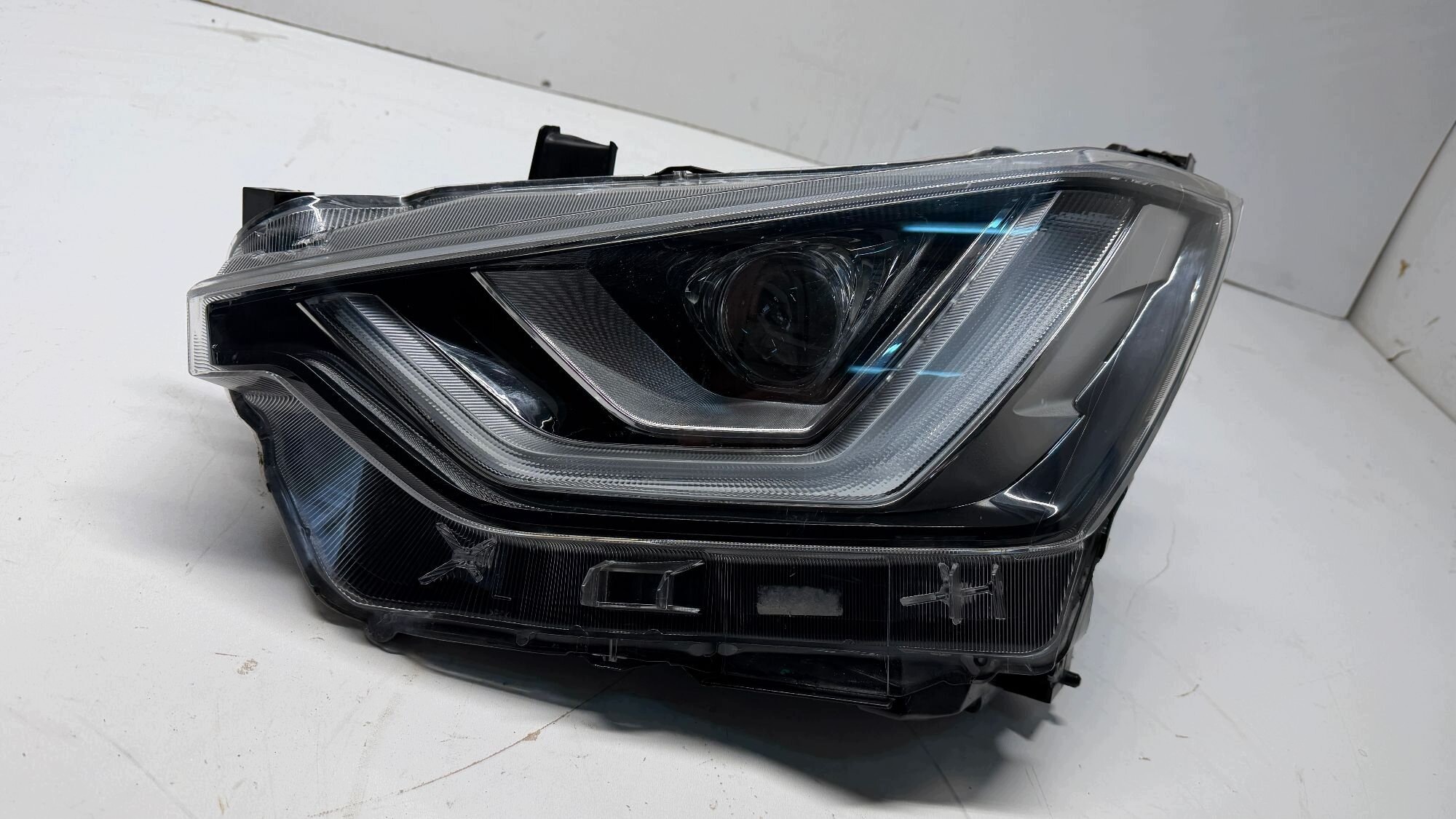 ISUZU D-MAX DMAX III light left left front front FULL LED 20-24