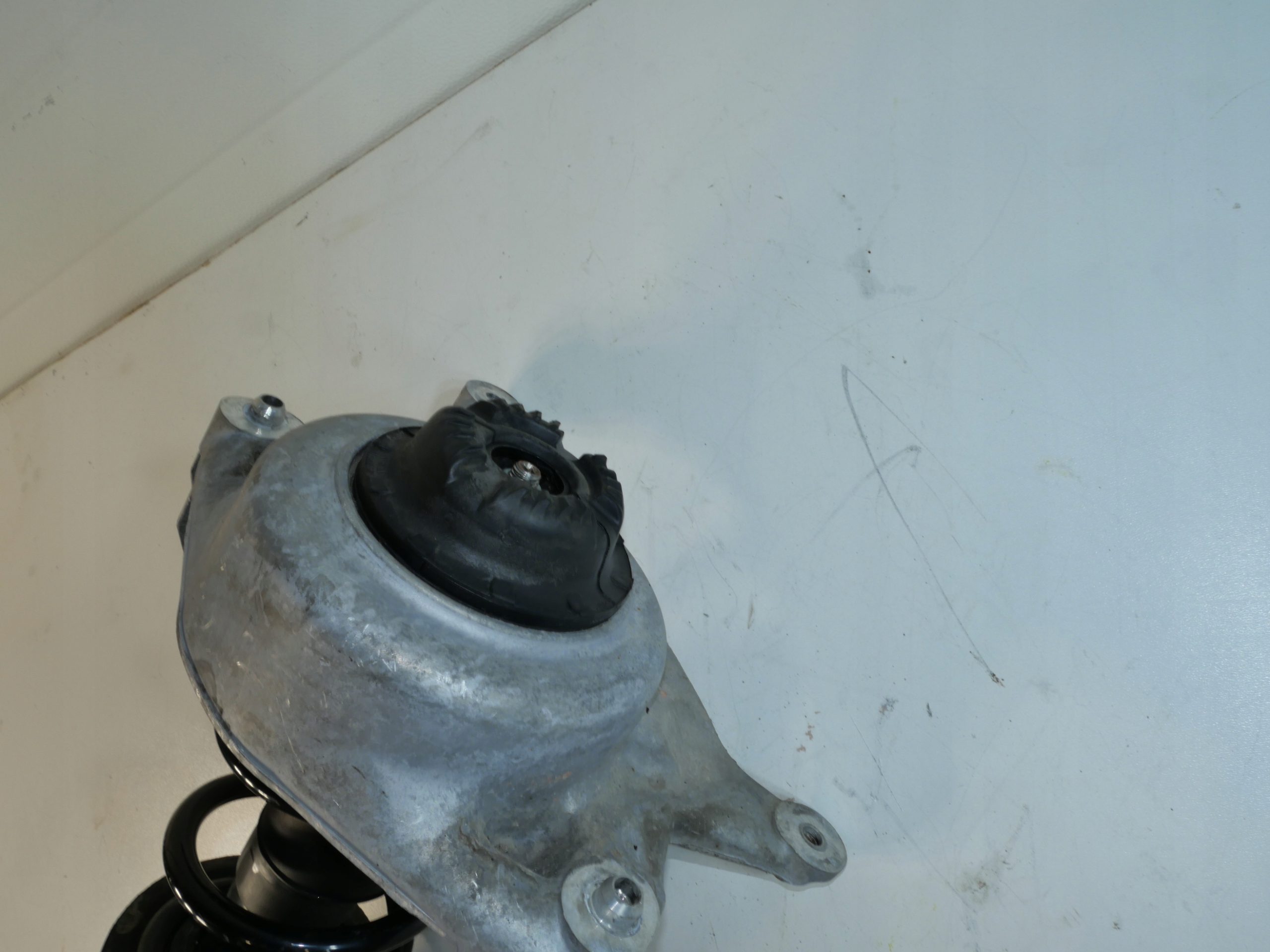 AUDI A4 B8 shock absorber front 8K0412383F
