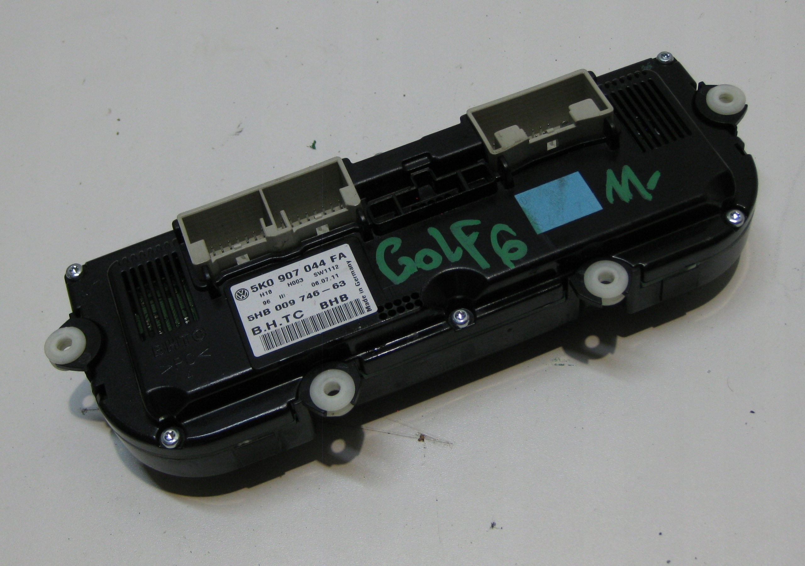 VW GOLF VI KOMBI 11R Unite commande clima 5K0907044FA