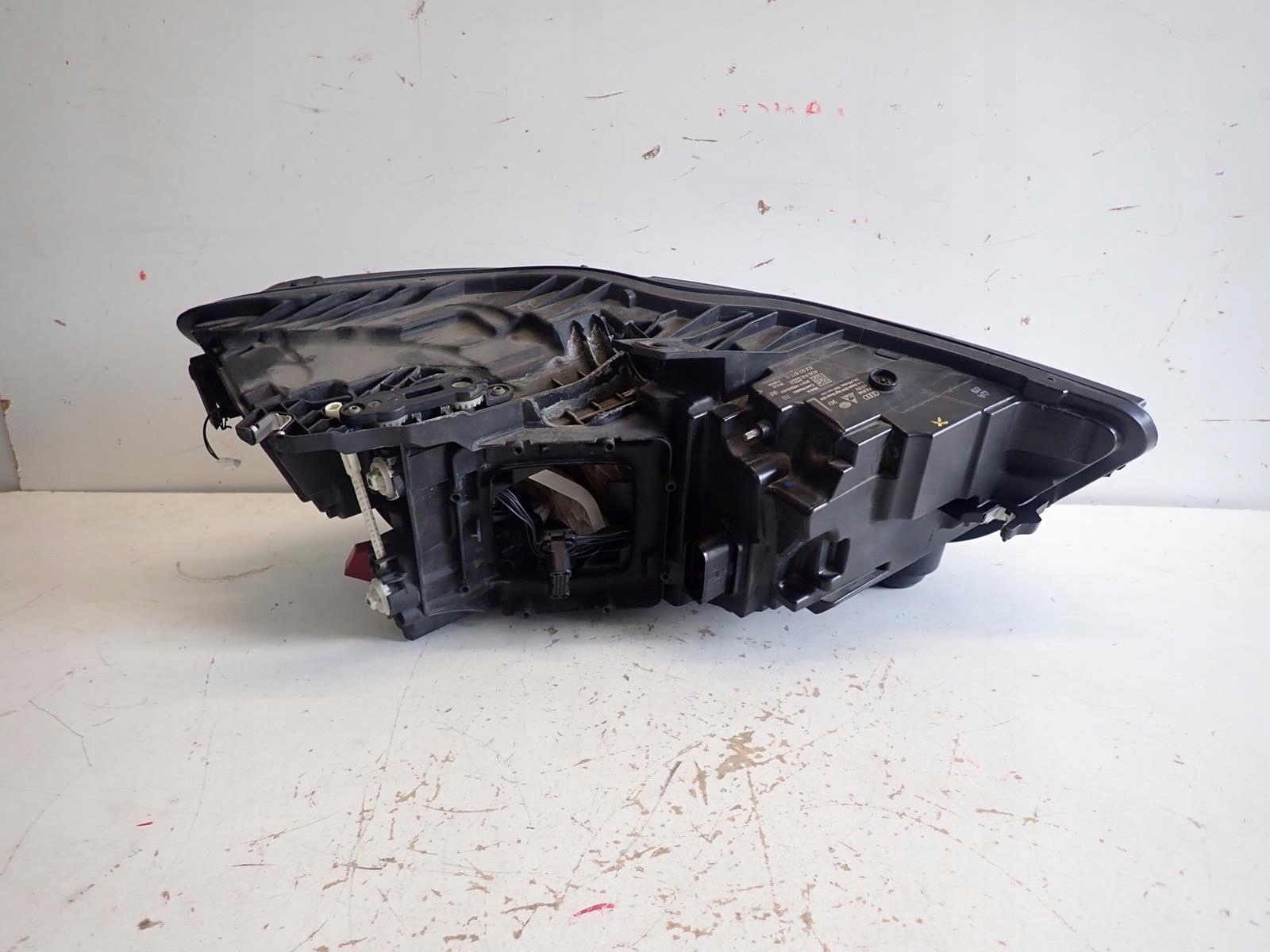 Lampa lewa AUDI A6 C7 LIFT 15- FULL LED MATRIX Typ samochodu Samochody osobowe