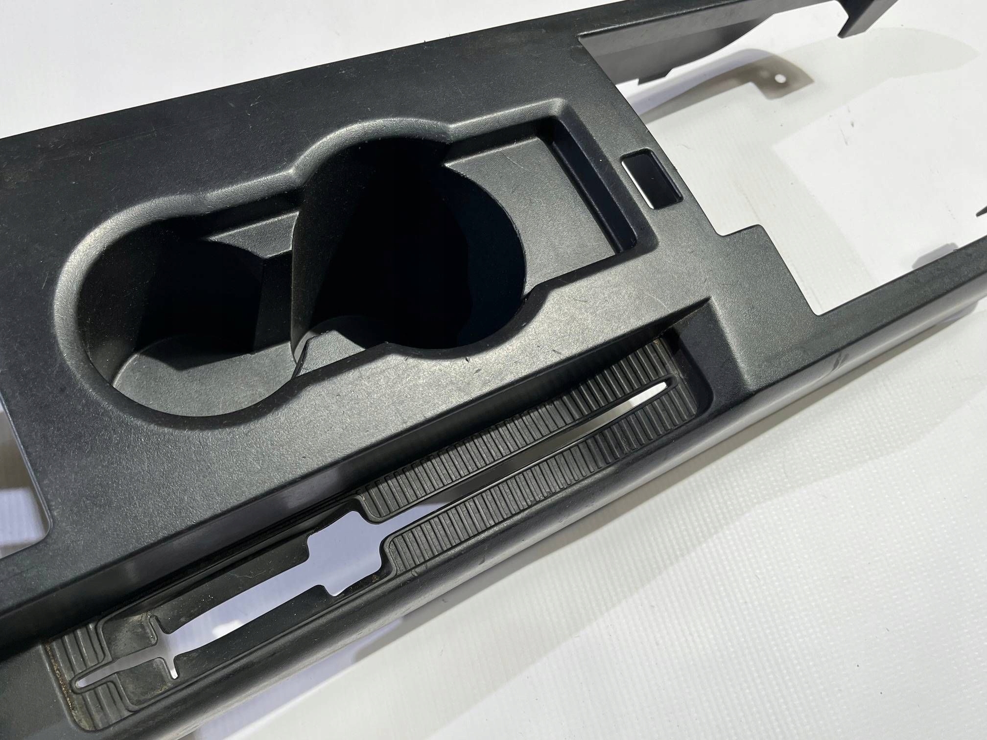 Dekor panel Console Moyen tunelu cupholder Ford Mustang V 2005-2009