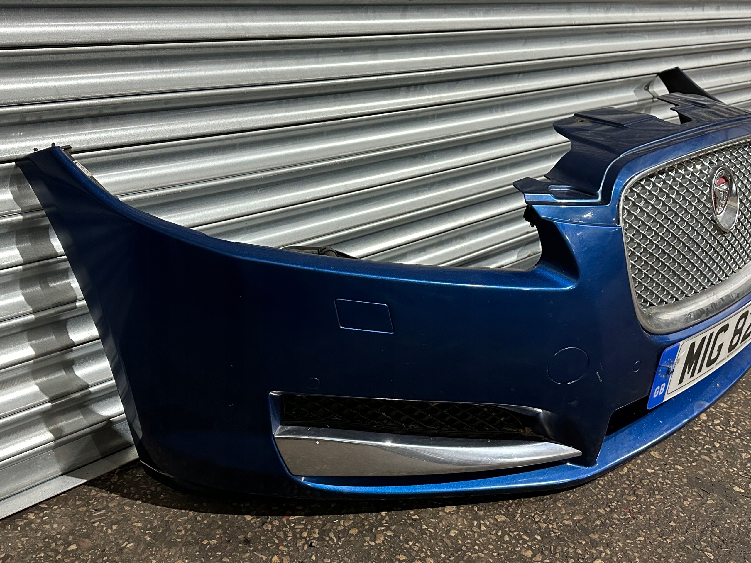 KOMPLETNY PRZÓD JAGUAR XF LIFT MASKA ZDERZAK BŁOTNIK Wersja Europejska