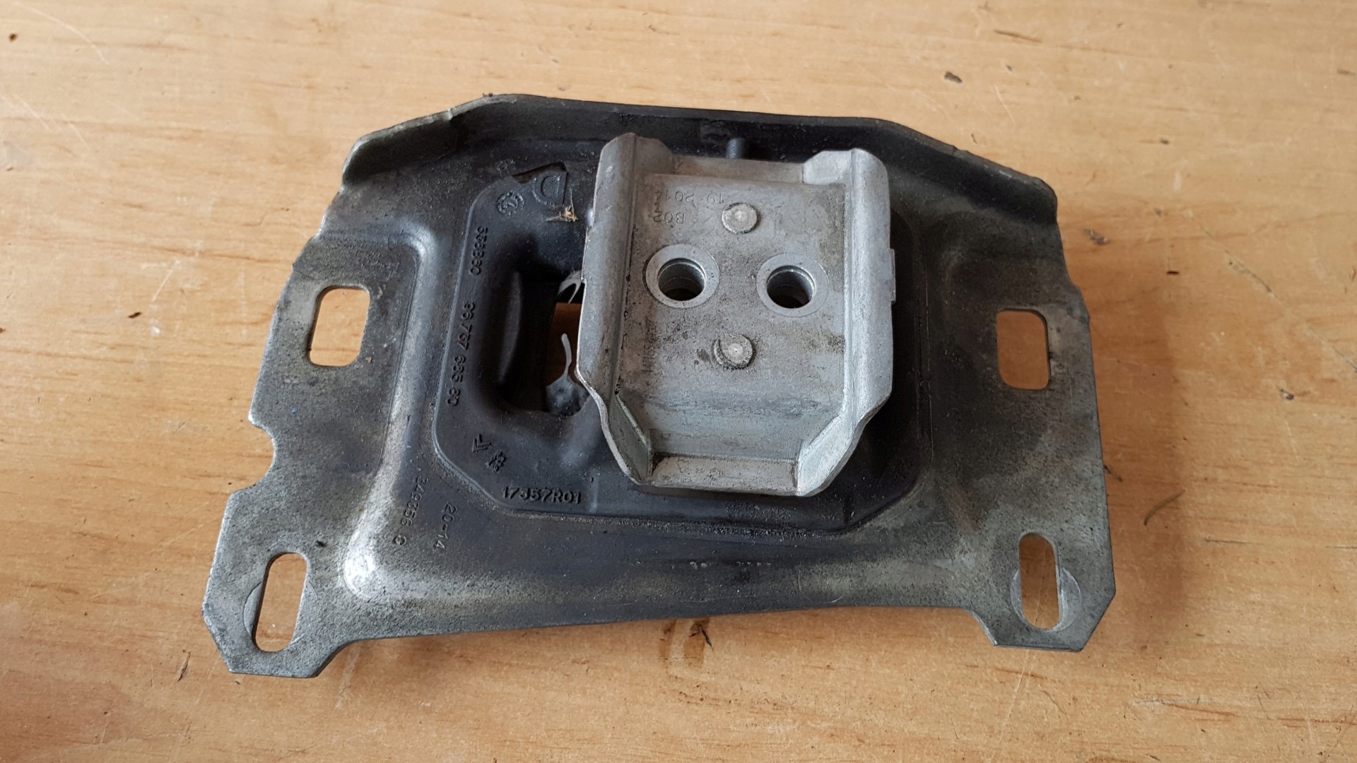 gearbox mount PEUGEOT 308 T9 9673768580