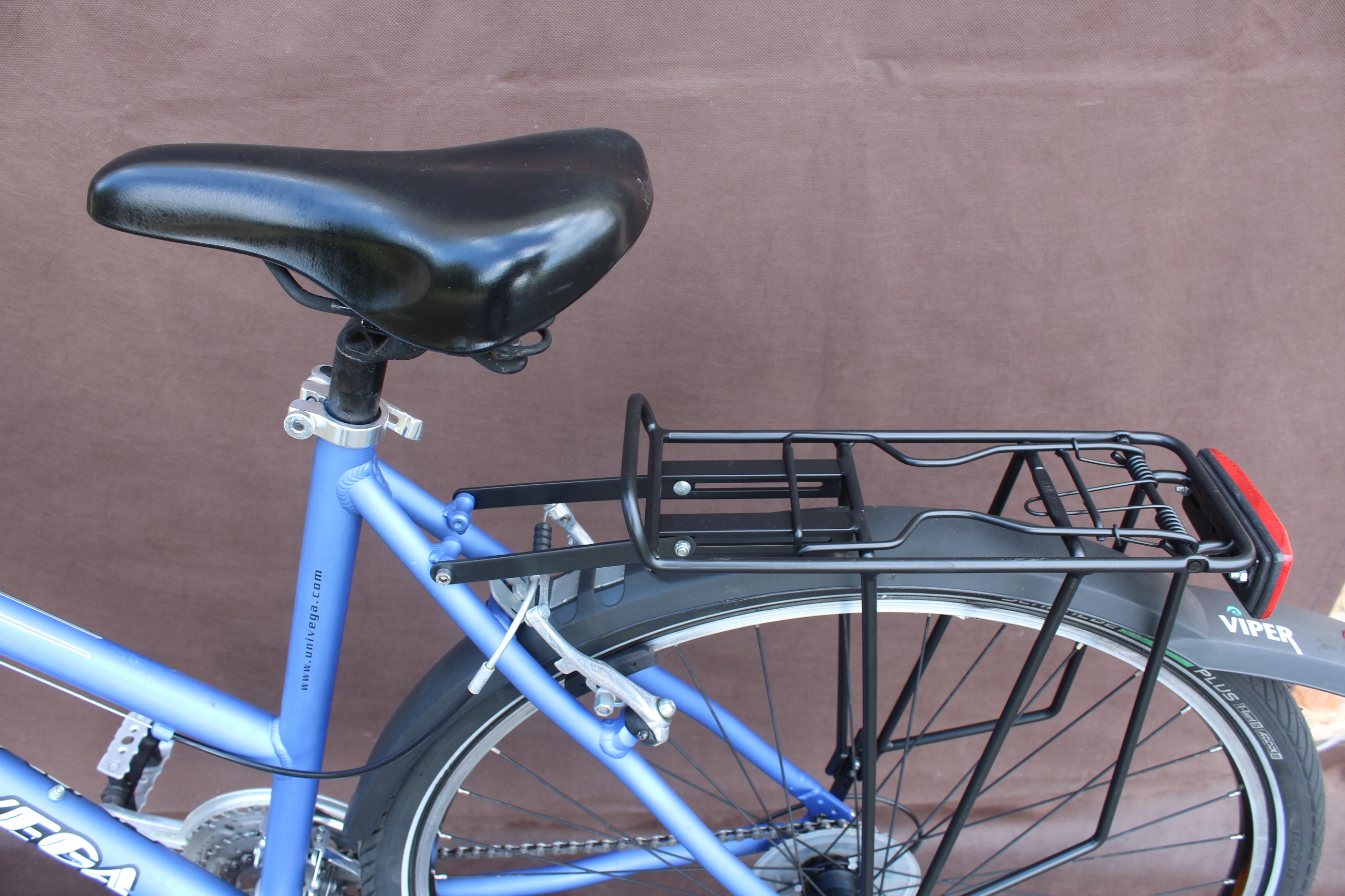 PIĘKNY ALU ROWER DAMSKI UNIVEGA KOŁA 28'' 24 BIEGI Materiał ramy aluminium