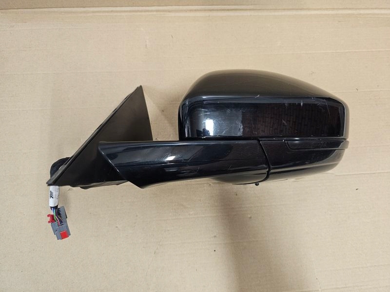 Range Rover Velar L560 зеркало Двери левое 16 пин