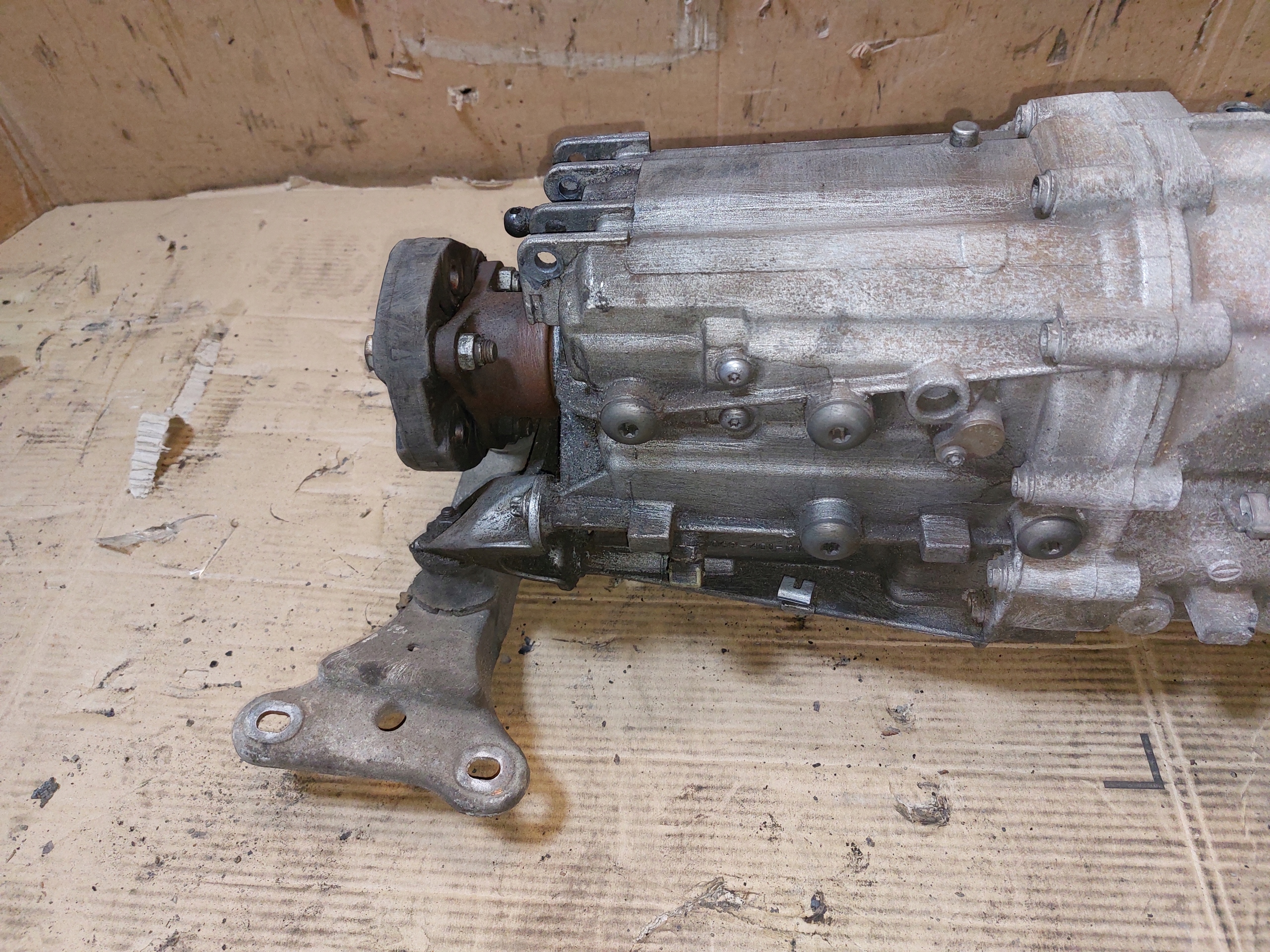 gearbox, BMW E87 2.0D 1069401052