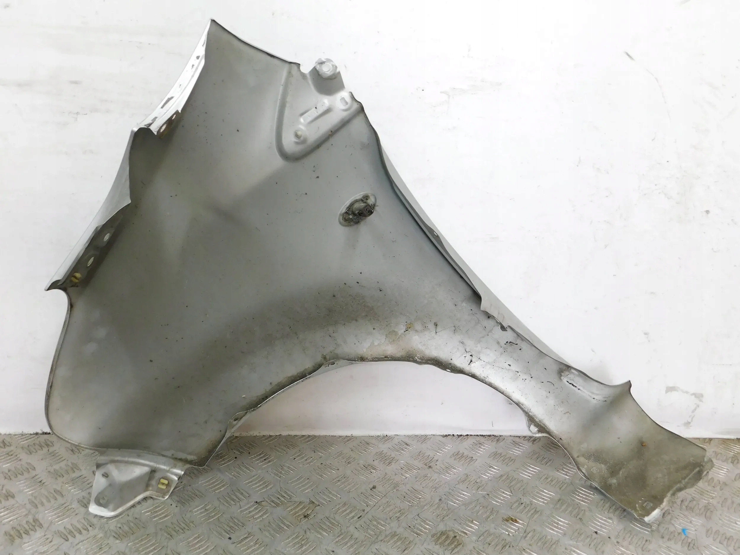 fender front front right TOYOTA AYGO