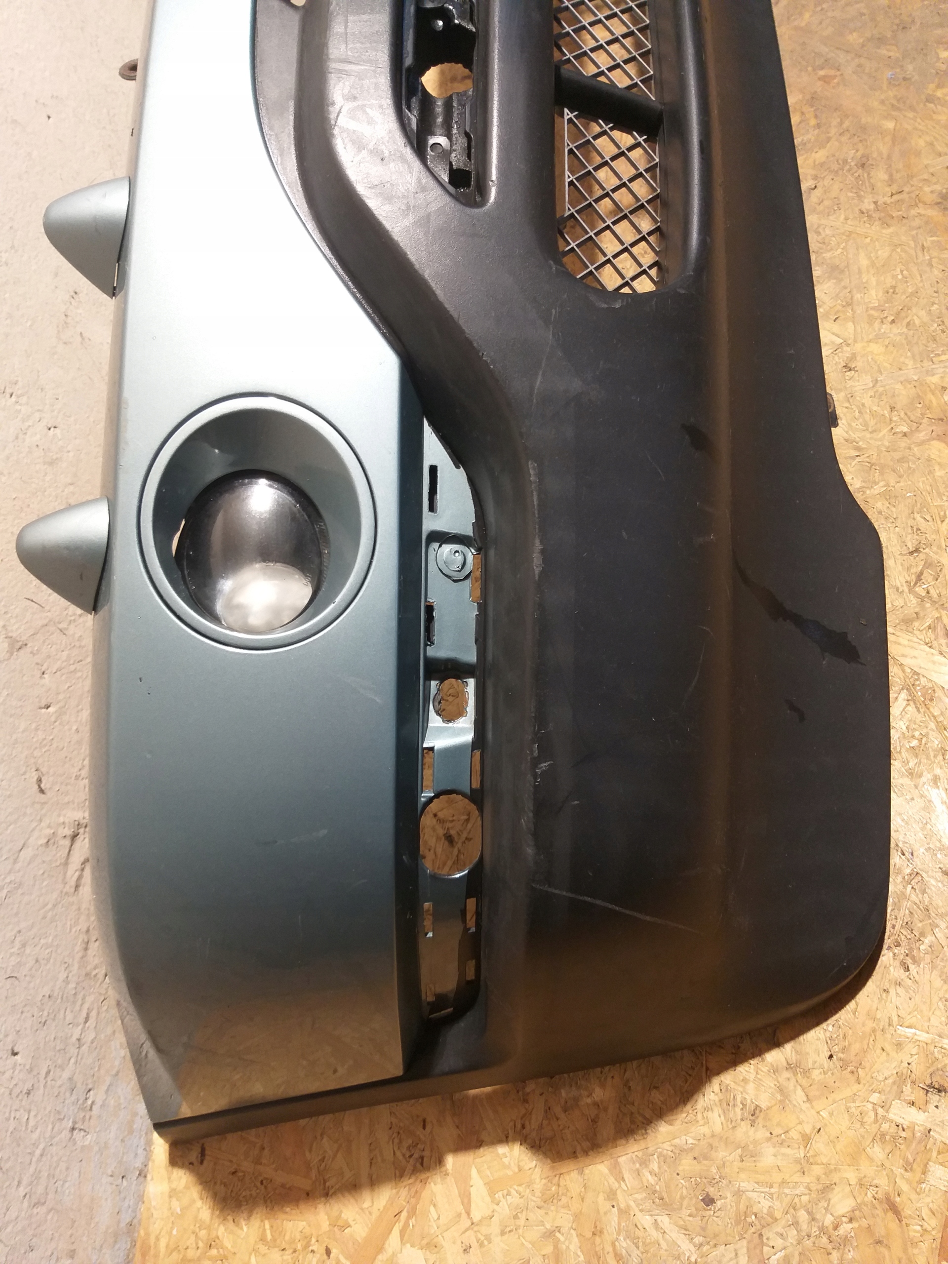 nárazník předek BMW X5 E53 51118402304