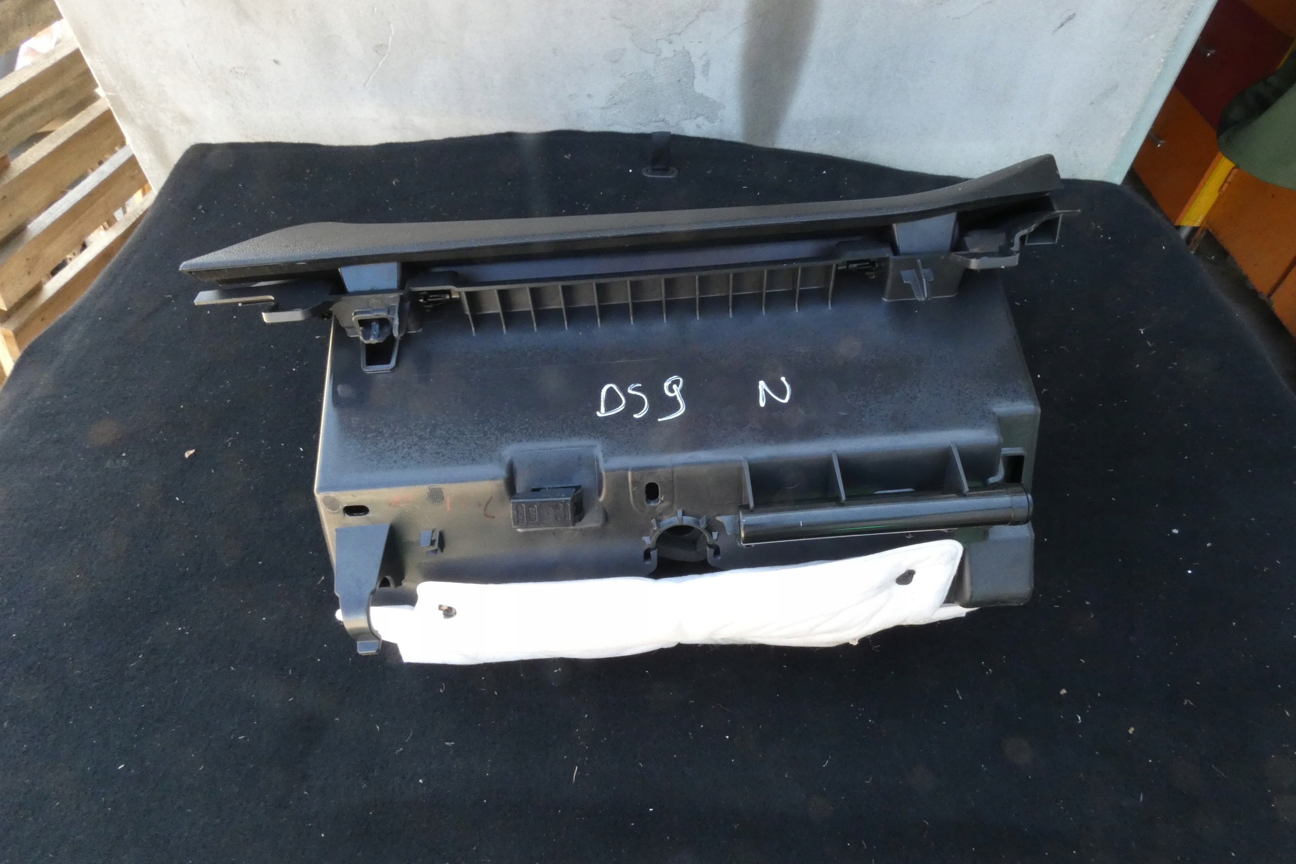 Citroen DS9 Handschuhfach des Beifahrers 20r.