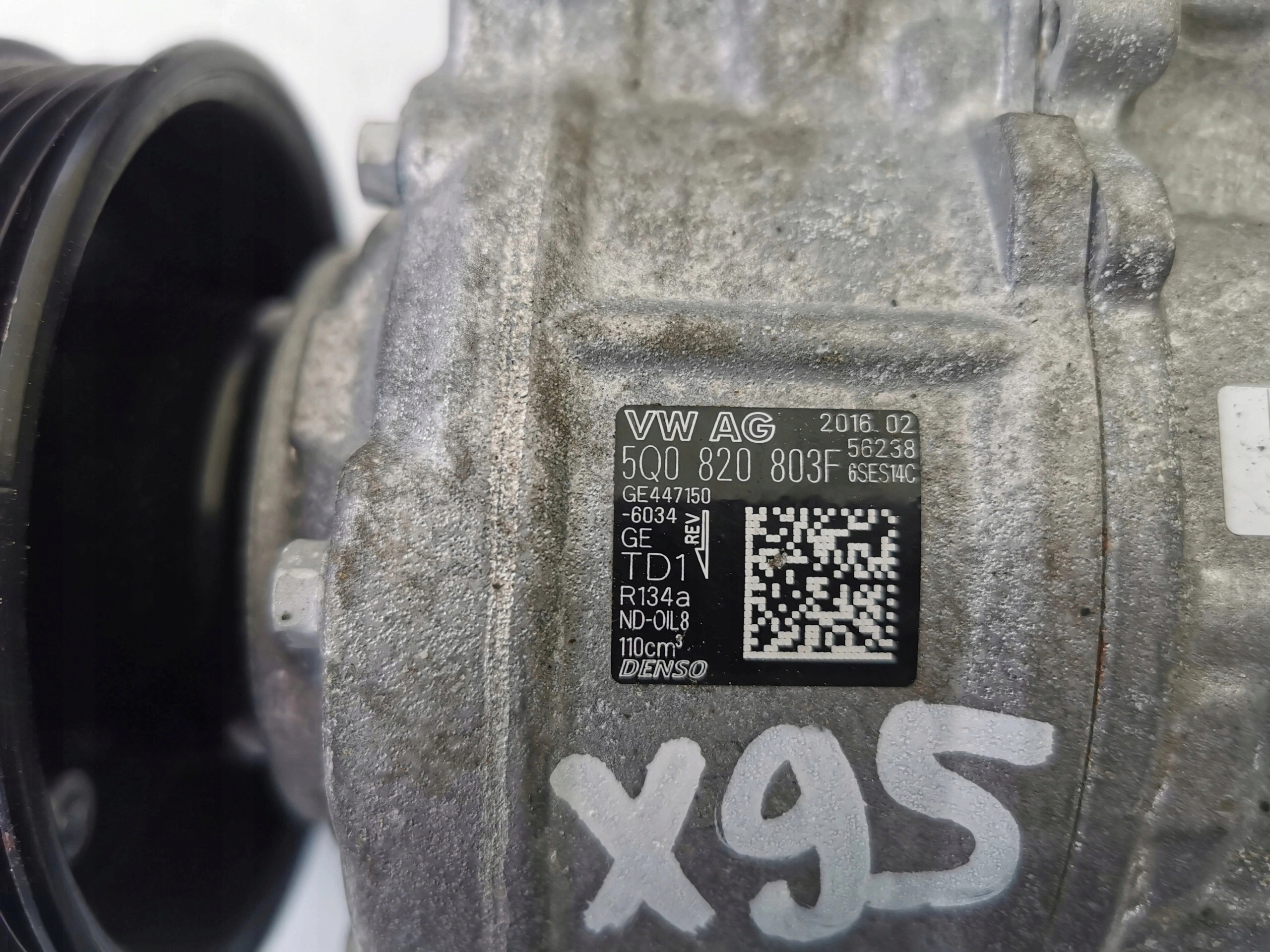 VW GOLF 1.2B 5Q0820803F GE447150-6034 compressor; KL