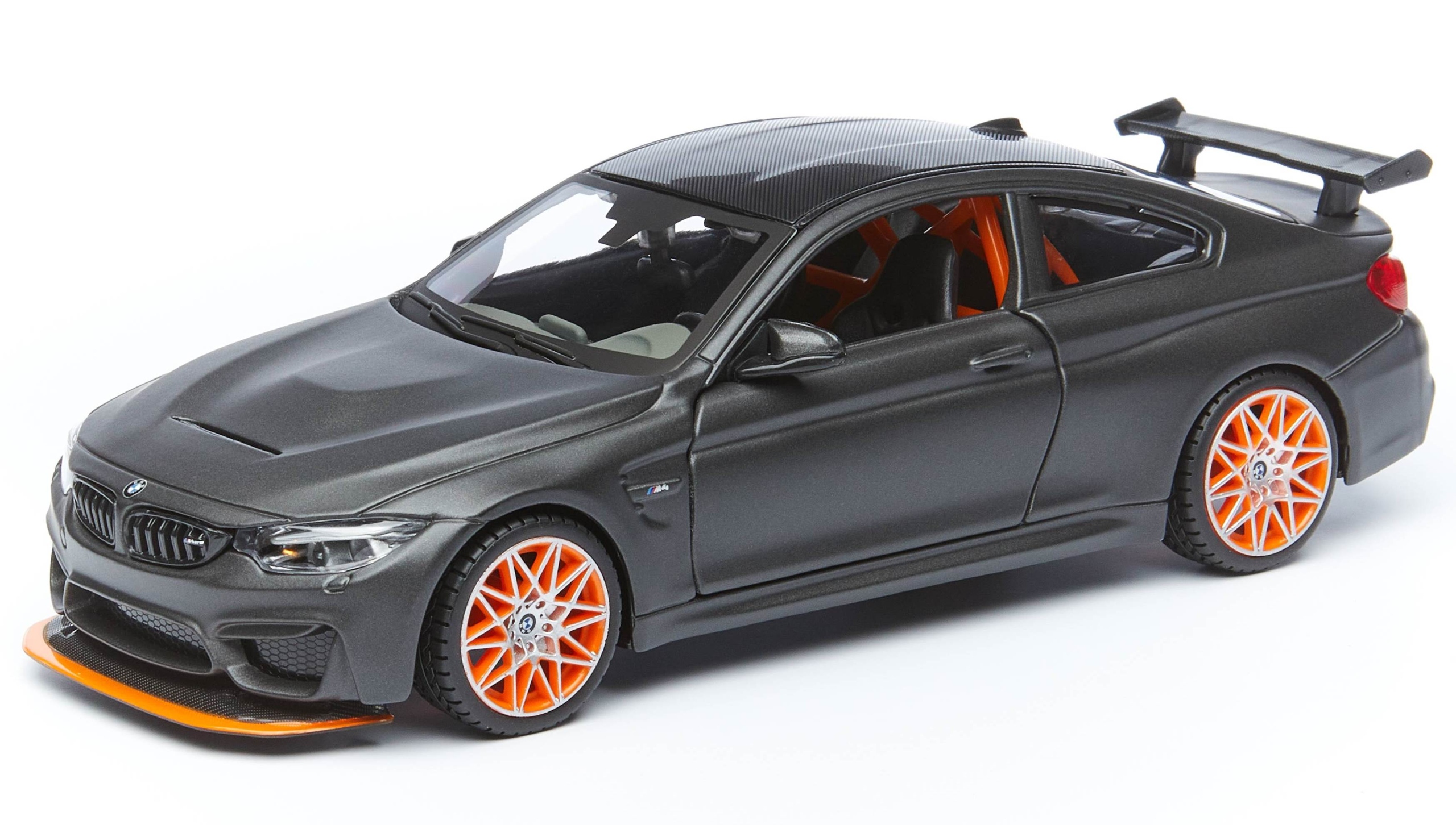 

Bmw M4 Gts 2016 Model do składania Maisto Kit 1:24