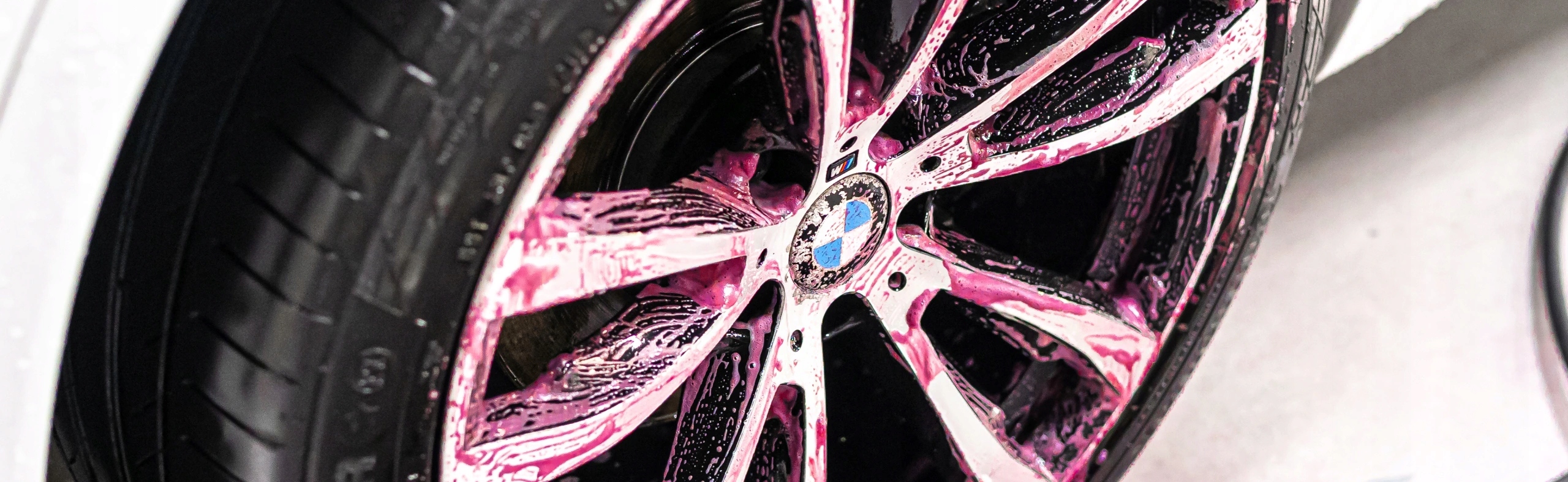 ADBL VAMPIRE LIQUID PŁYN DO CZYSZCZENIA FELG KRWAWIĄCE FELGI DEIRONIZER 0,5 Numer katalogowy producenta ADB000033