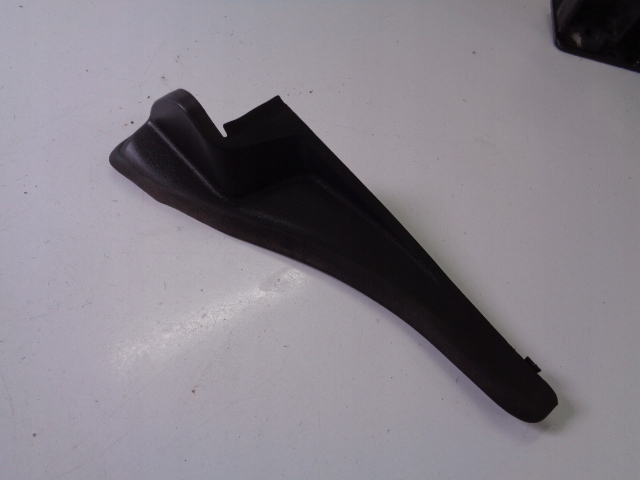 NAROŻNIK PODSZYBIA PRAWY RENAULT MASTER IV FURGON BLASZAK 2.3 D 2023 R