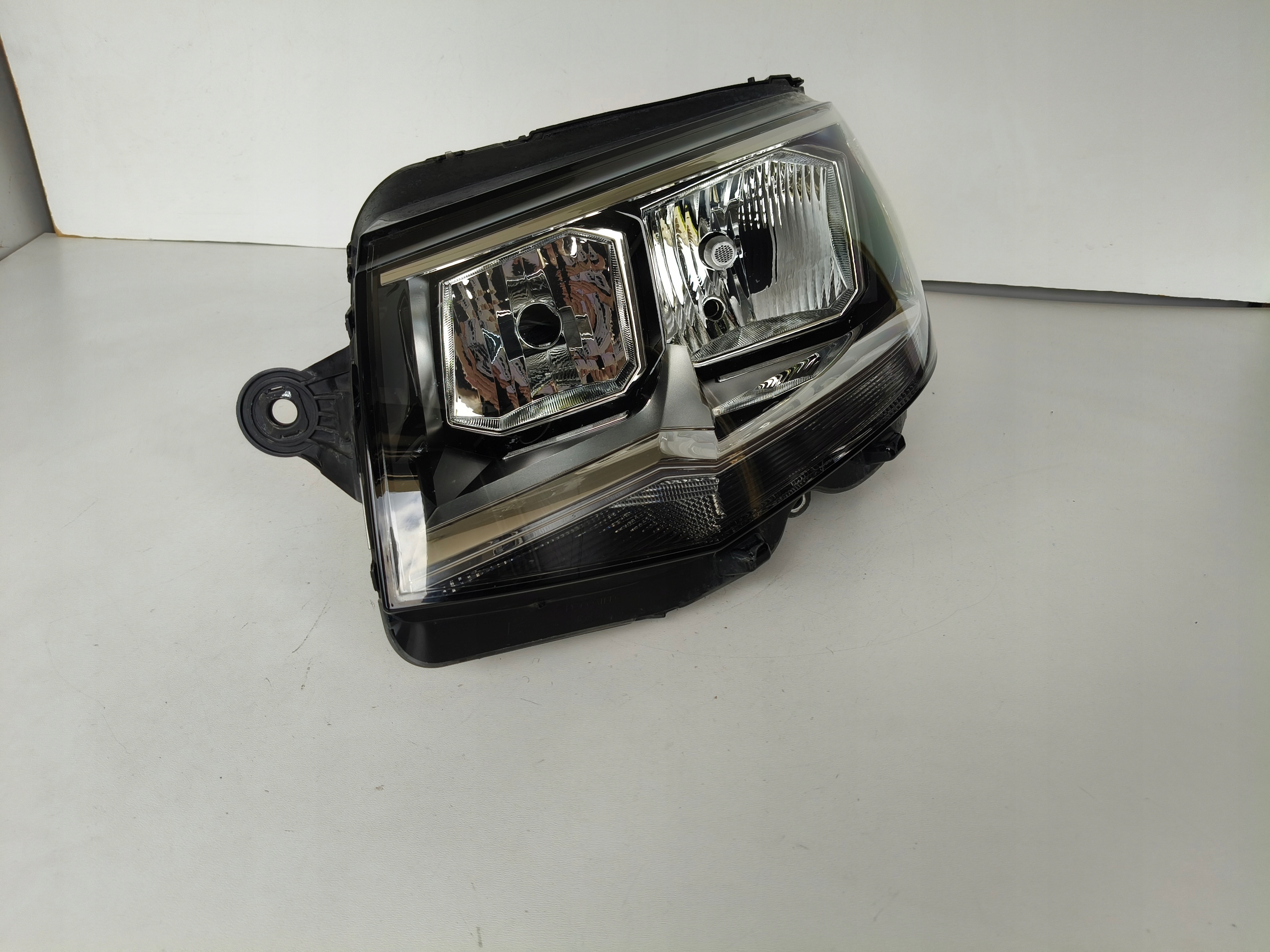 light left REFLEKTOR VW T6 7E 7E0 15