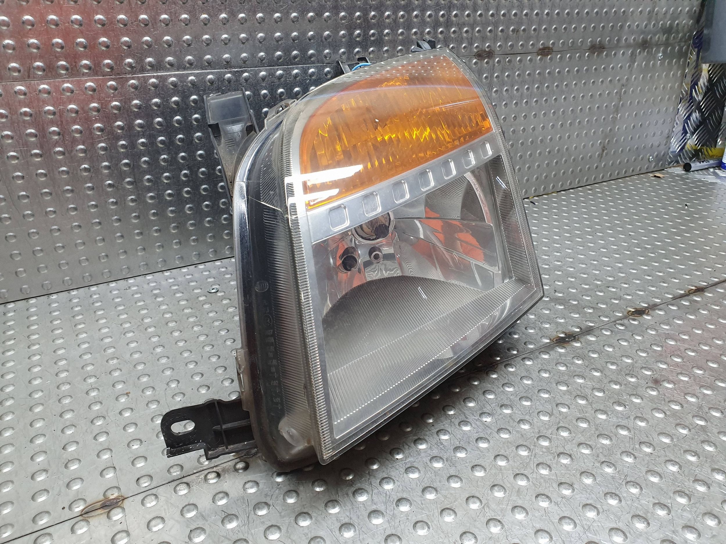 light REFLEKTOR left front FORD FUSION MK1 LIFT 05-12