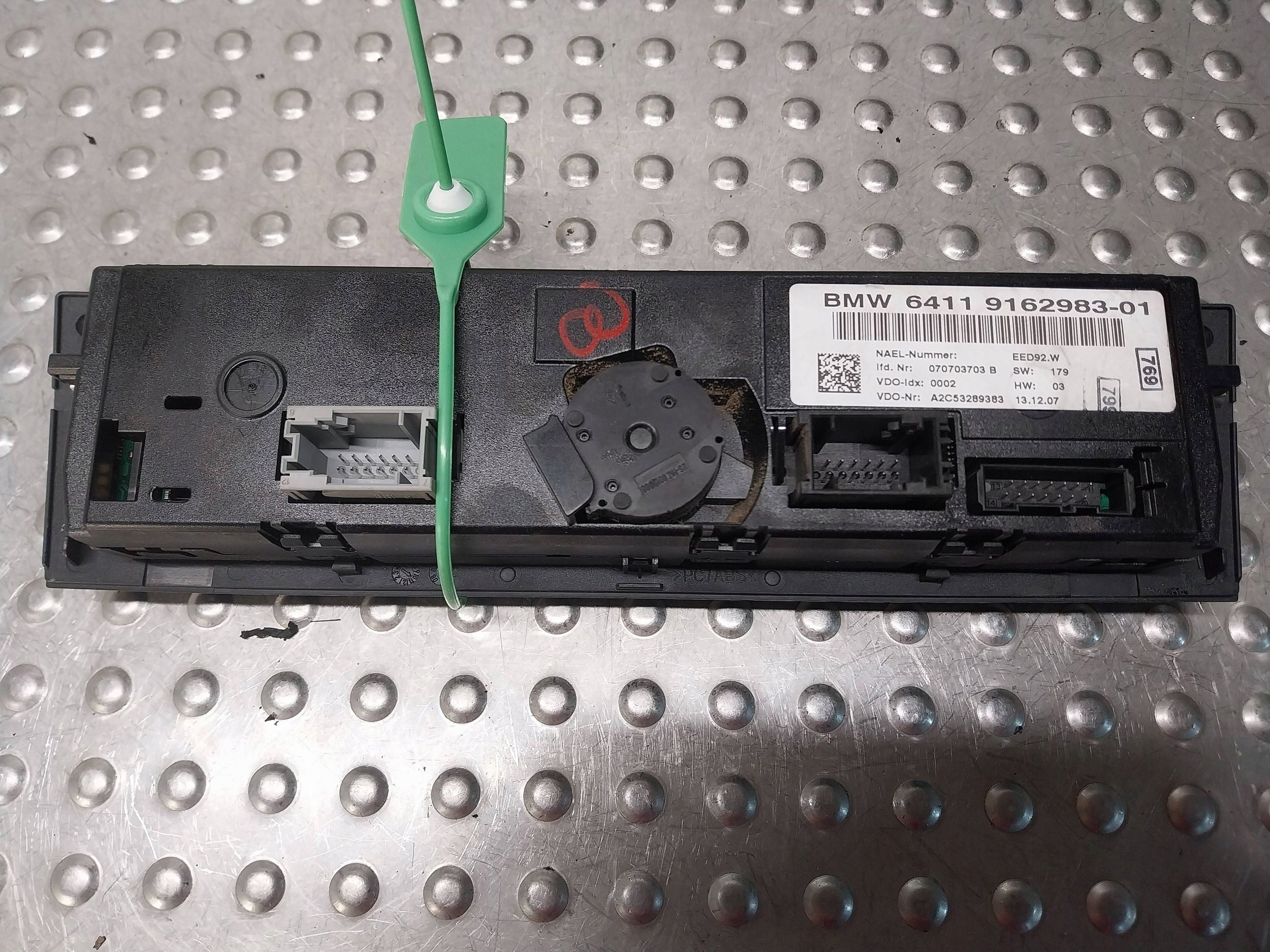 panel ovládania klímy klimatizácii 9162983 BMW E81 E82 E87 E88 E90 E93