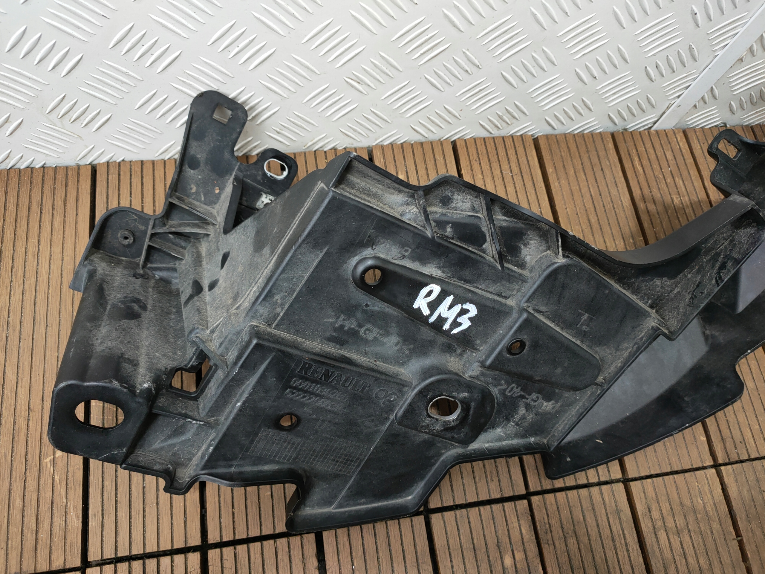 RENAULT MEGANE III 08-12 support holder lights front right 622220003R OE
