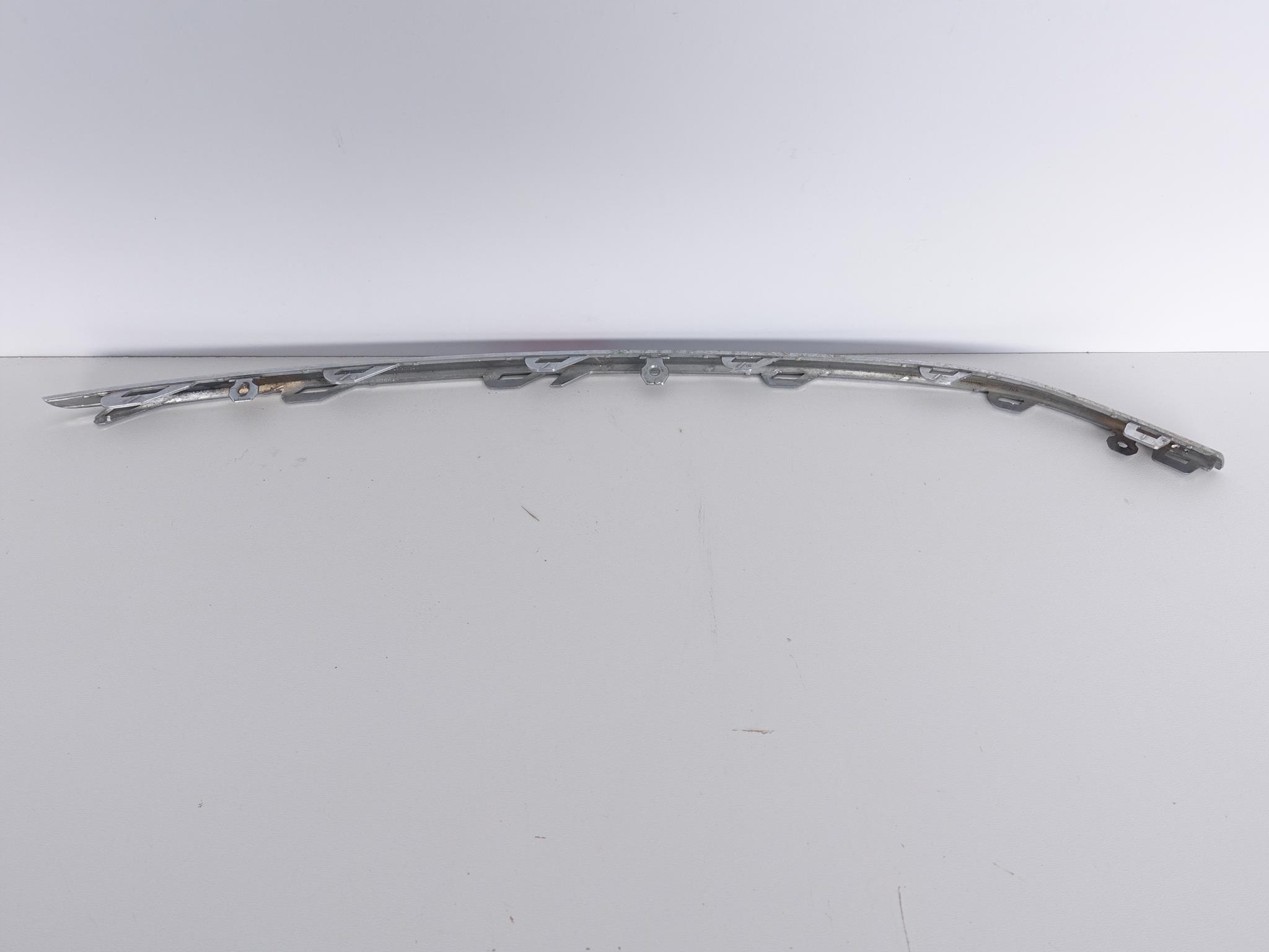 VW PASSAT B7 3AA 10-14 CHROM KRATKI left front