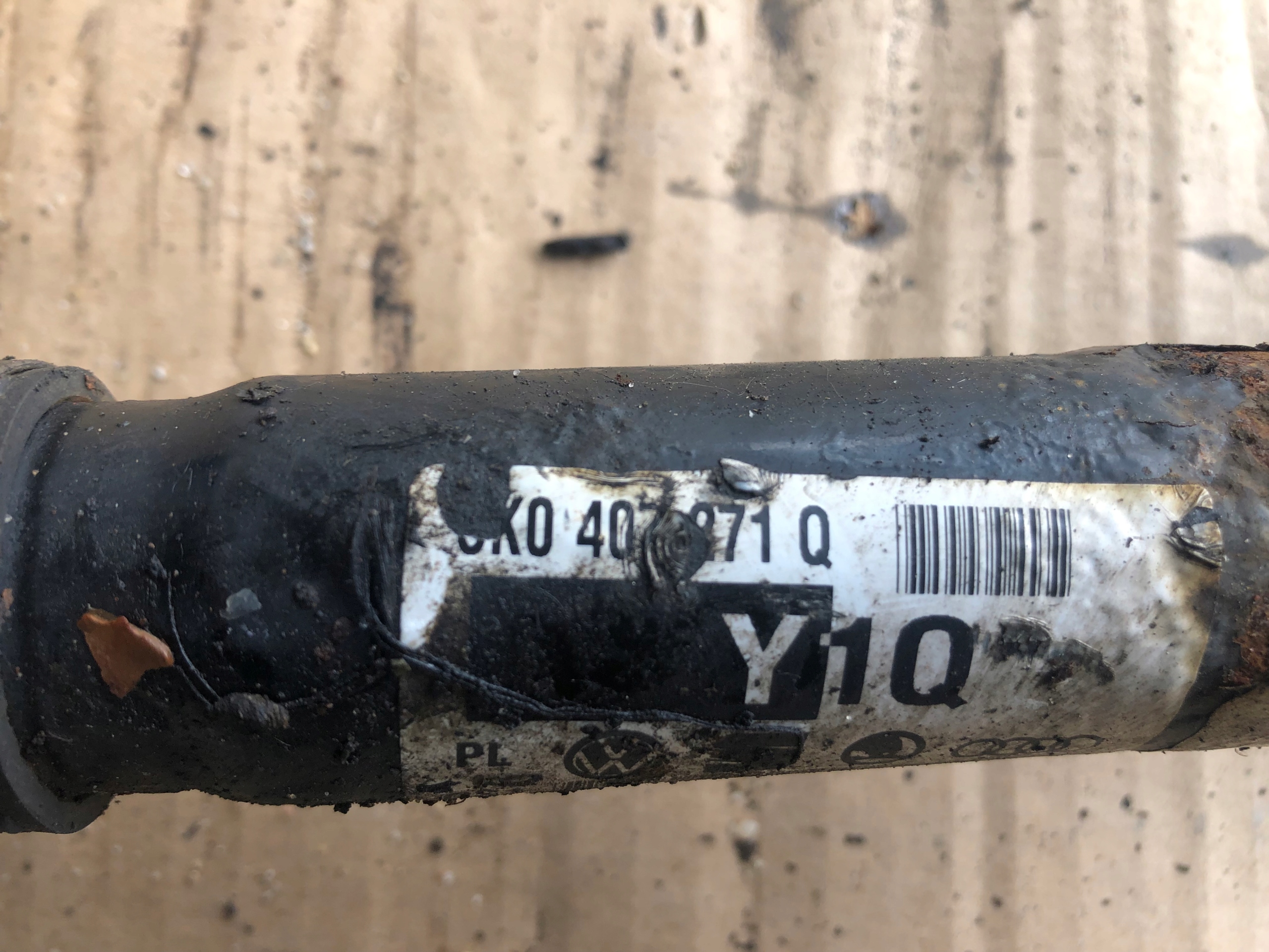 semi-axis left right AUDI A4 B8 8K0407271Q