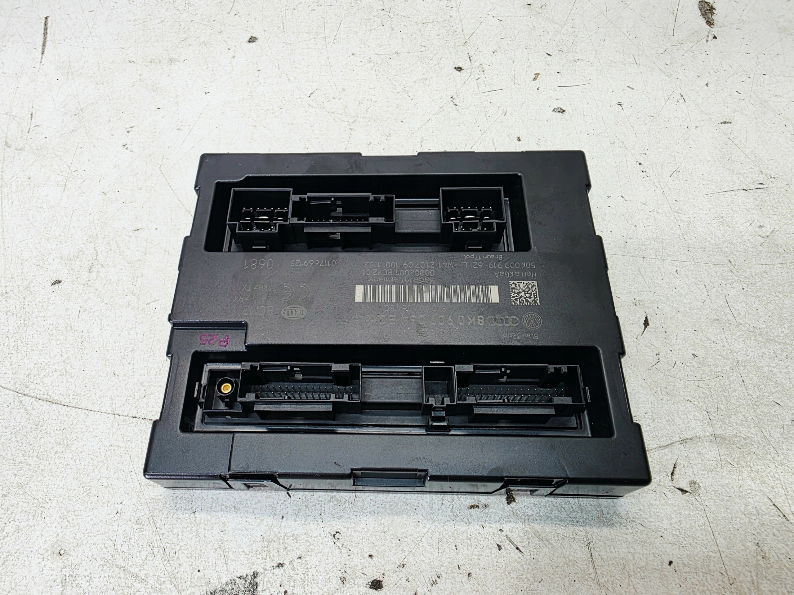 module control unit KOMFORTU AUDI A4 B8 A5 8T Q5 8R 8K0907064BQ
