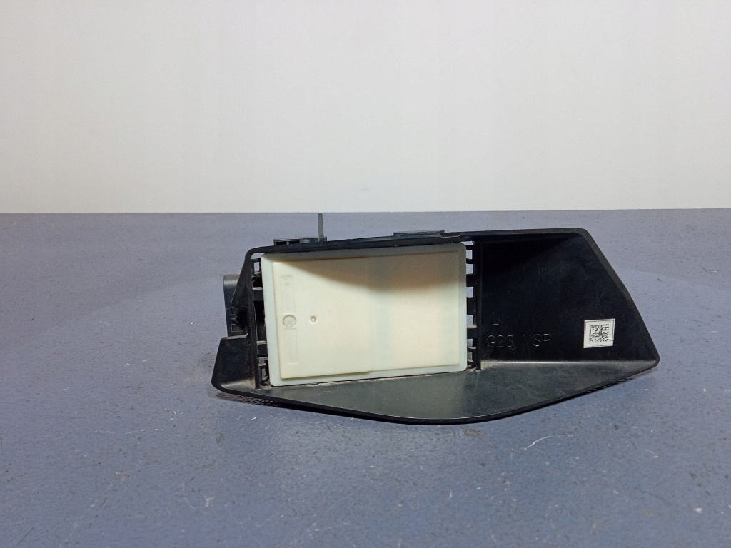 BMW 7 G11 G12 ассистент полосы движения 5A52AC7