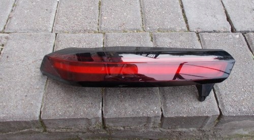 CITROEN C4 III 3 LAMPA LEWA TYLNA W KLAPĘ LED LEWY TYŁ 9831120680