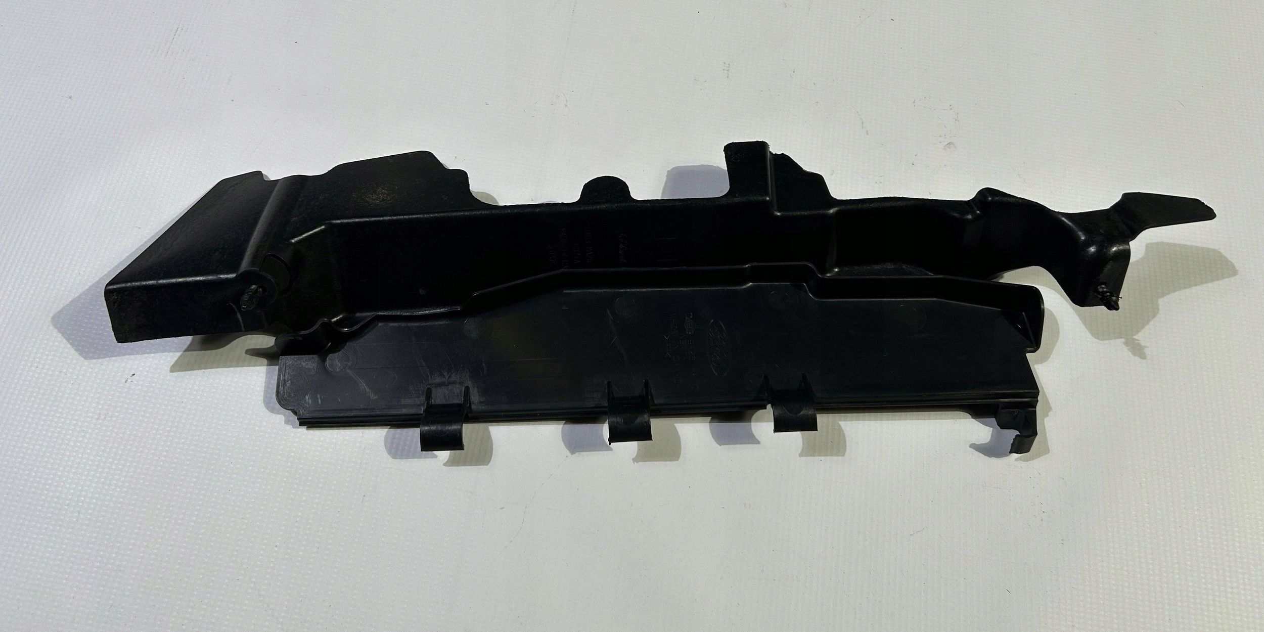 воздуховод радиатора левый FORD FLEX 2011-