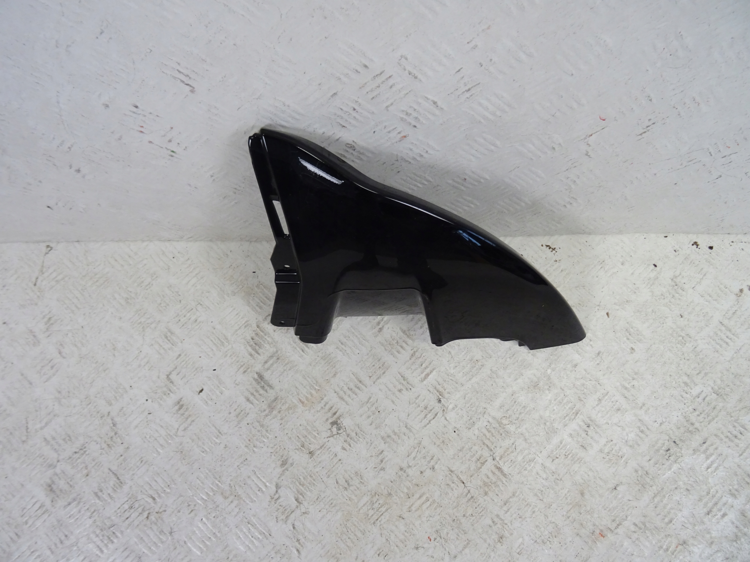 RANGE ROVER SPORT LIFT SVR left BOK accessories of a bumper front front