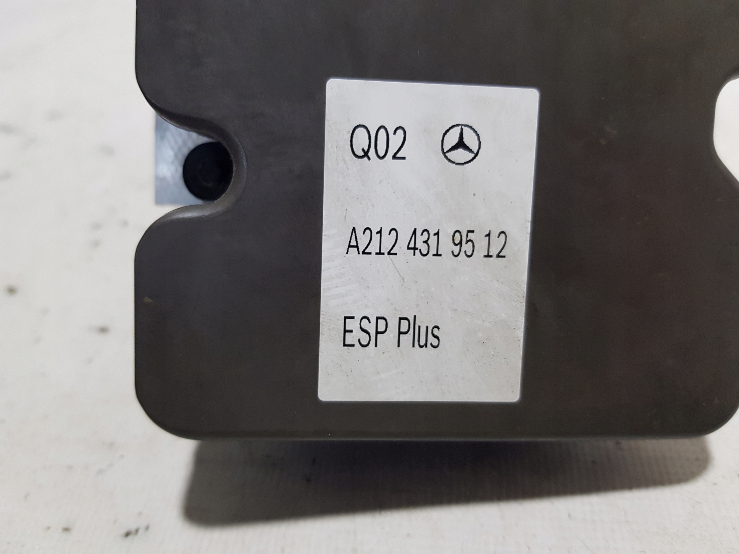 Pompa ABS MERCEDES W212 W207 2124319512