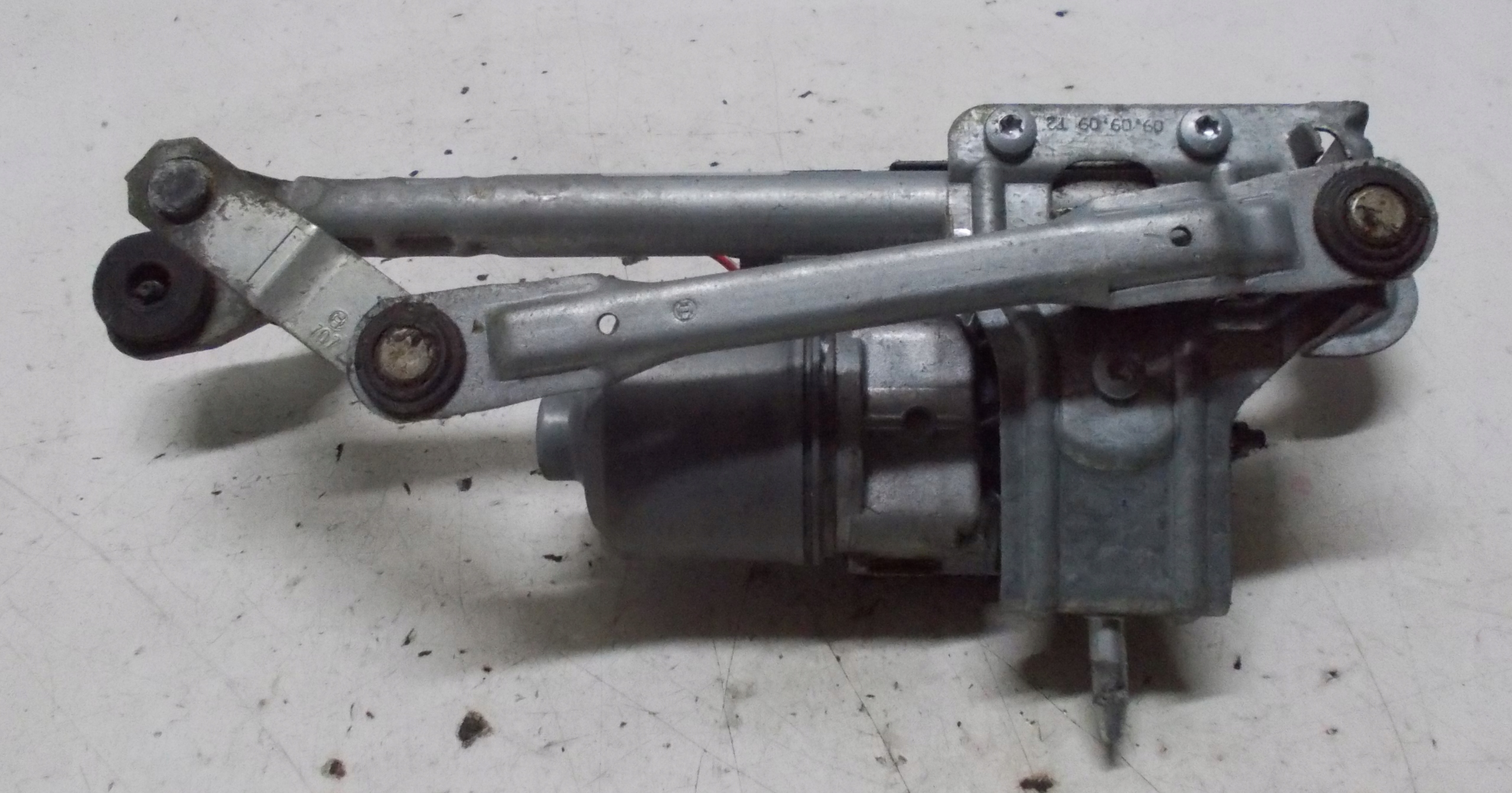 VW GOLF VI plus 1.6 TDI 09R wiper mechanism right front 5M0955120D