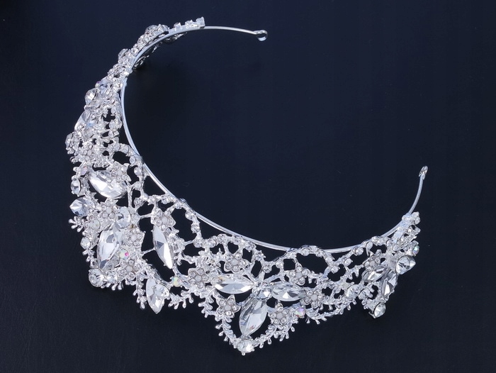 Korona Tiara Diadem SREBRNA Ślubna 18stka Cyrkonie Kolor dominujący odcienie szarości