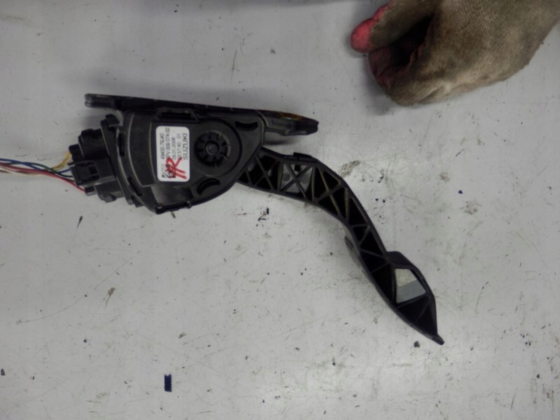 accelerator pedal 49400-68L51 SUZUKI SWIFT MK7 EUR