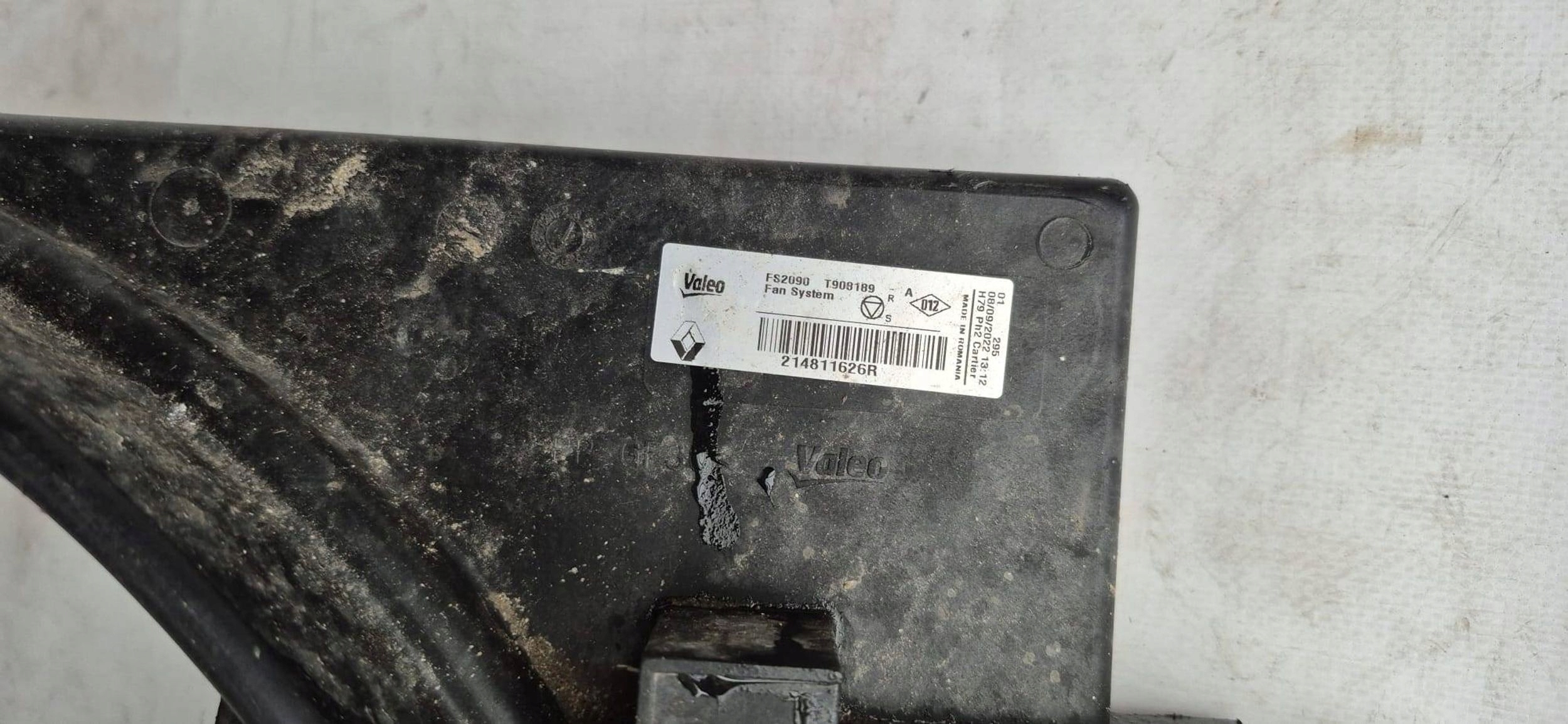 DACIA DUSTER II 2 17- ventilátor chladiče 214811626R