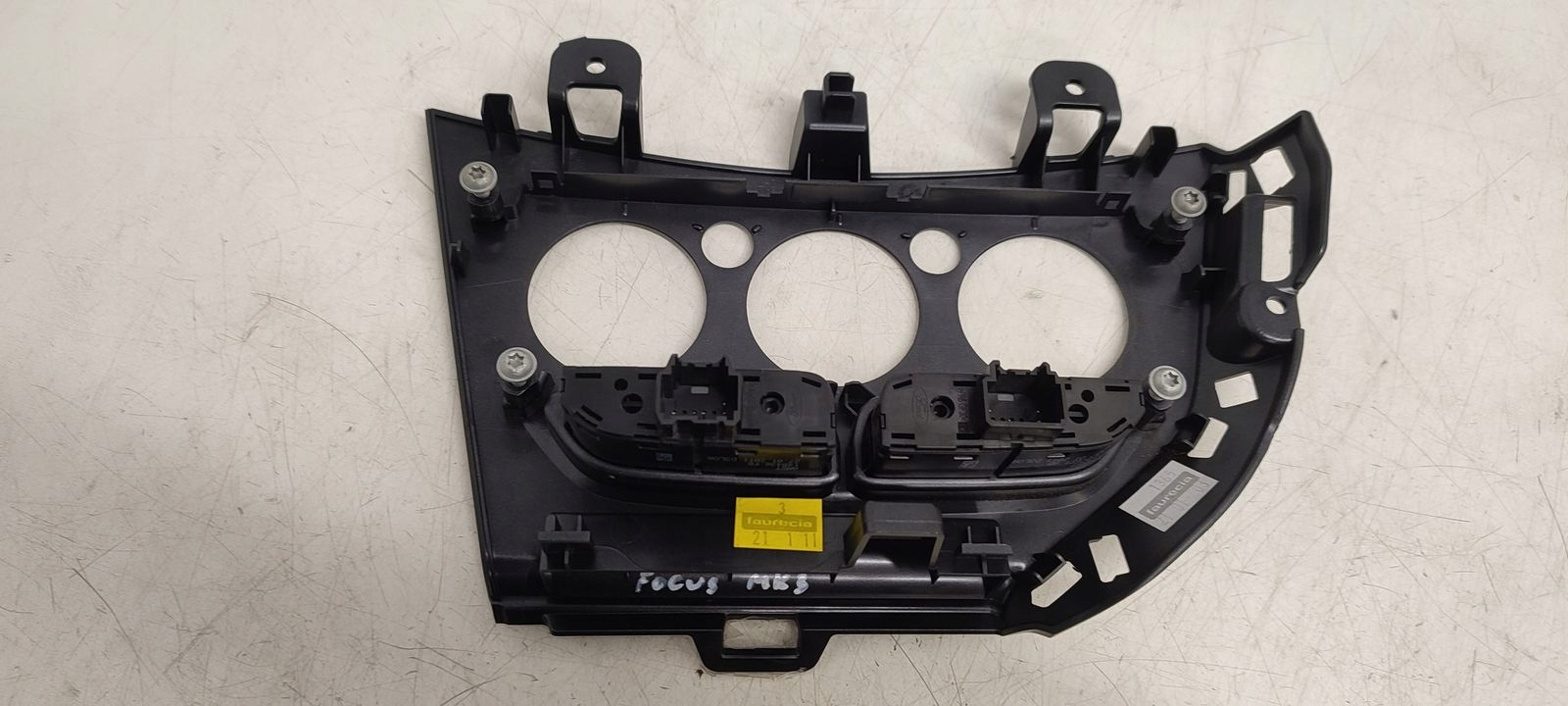 Dekory Moulage du tableau de bord Console Ford Focus MK3 1,6 TDCI