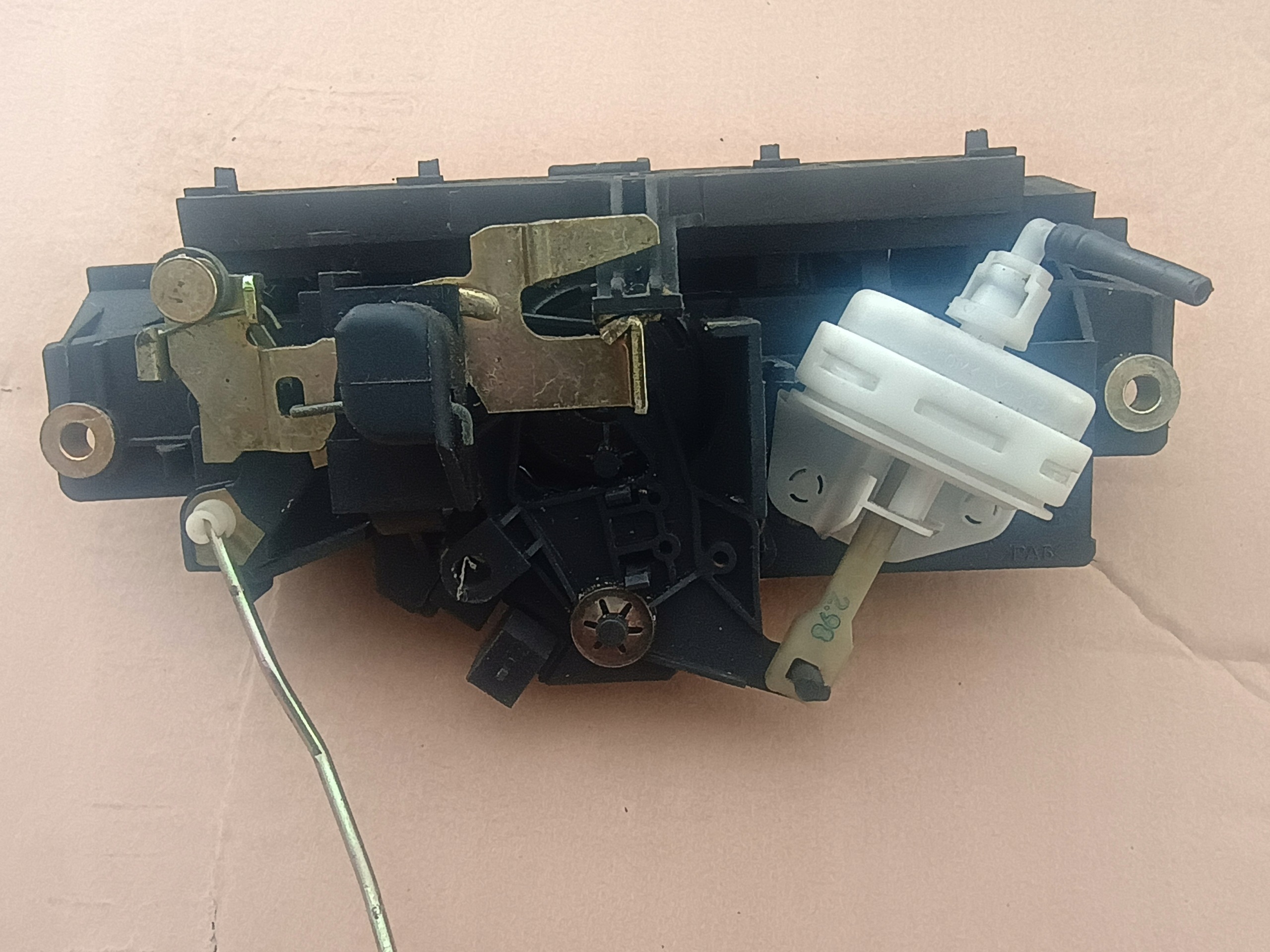 lock bonnet rear part AUDI A3 8L complete