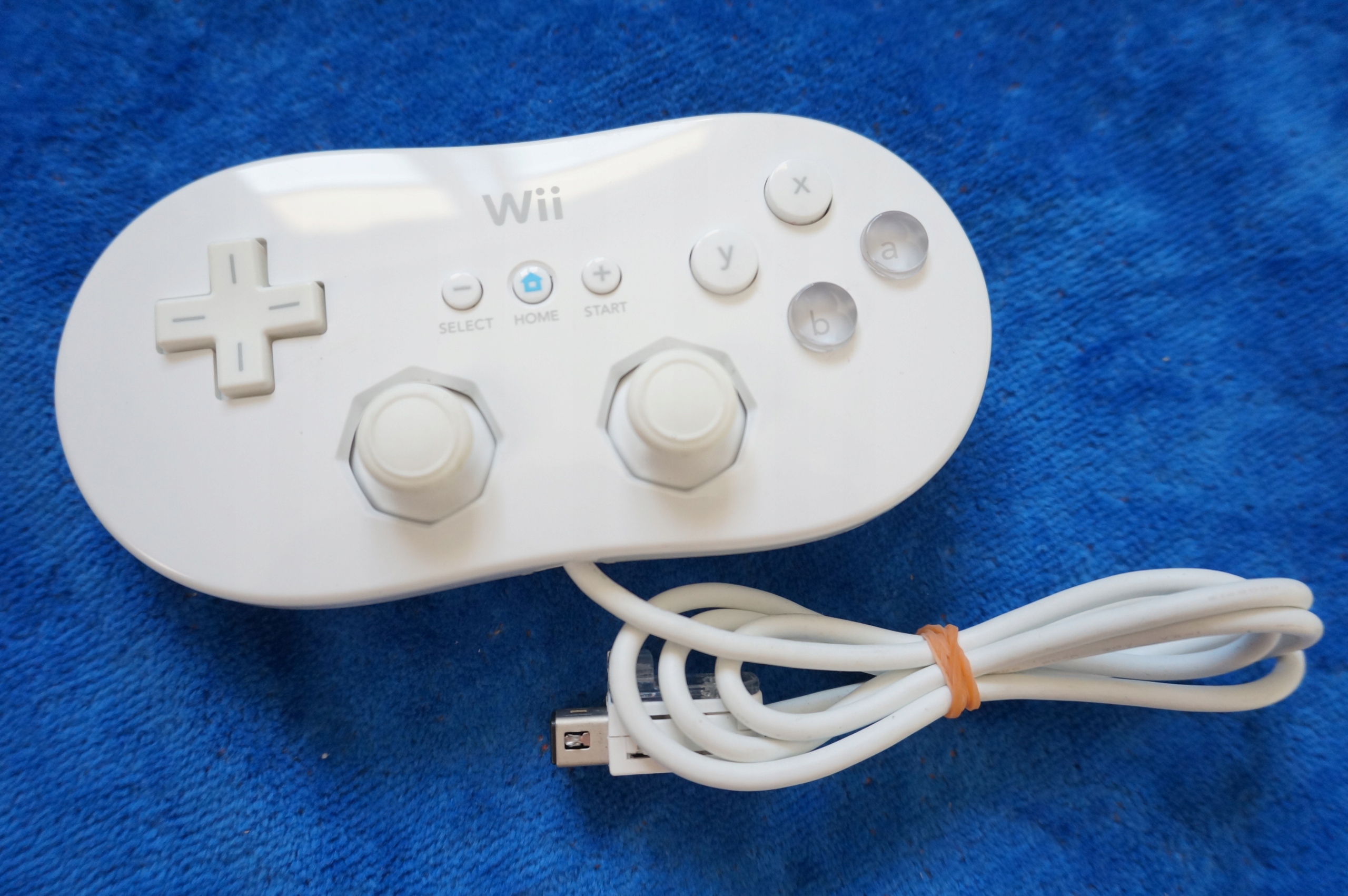 Wii Classic Controller Pro - Niska cena na Allegro