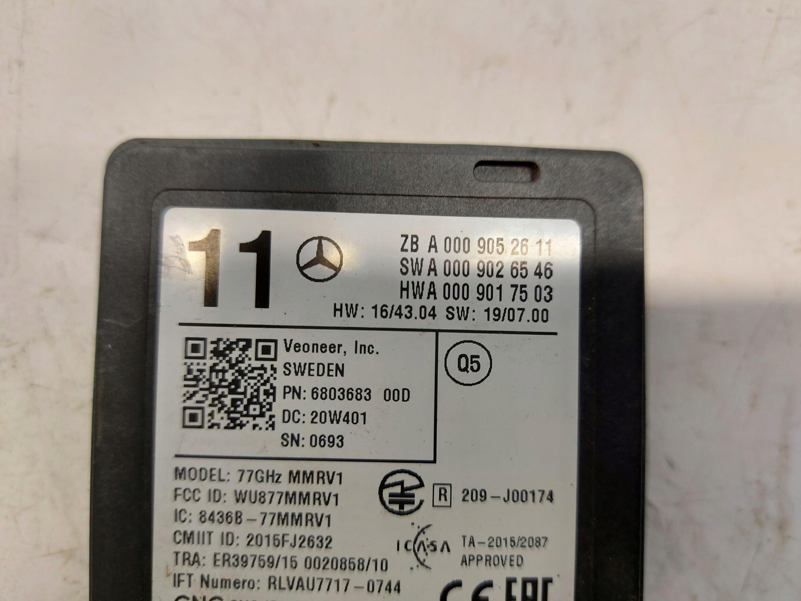 Mercedes EQC 400 W293 RADAR module control unit A0009052611