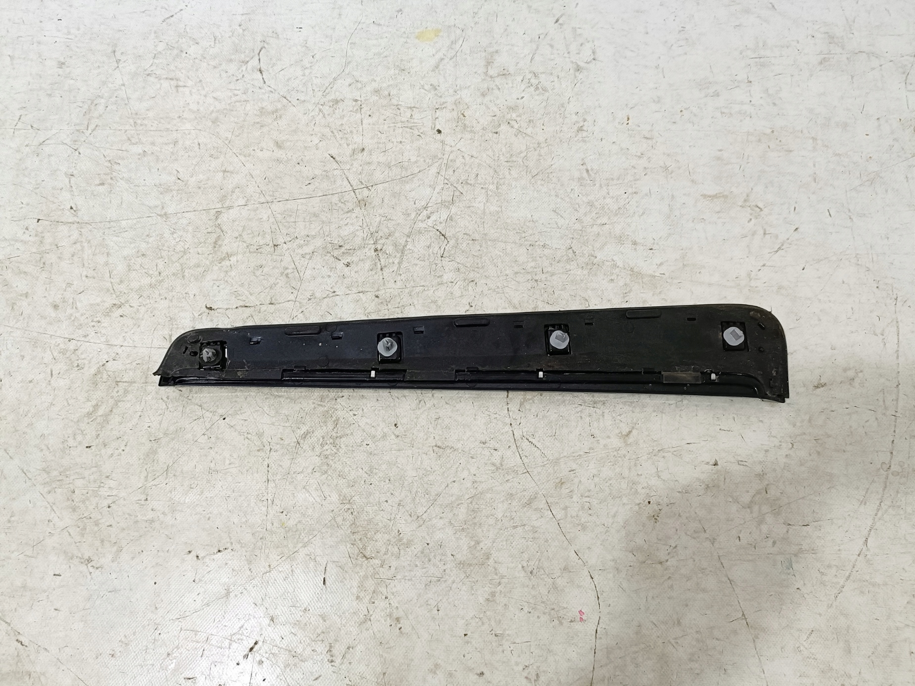 CADILLAC ESCALADE IV 15- moulding front RH 23227753