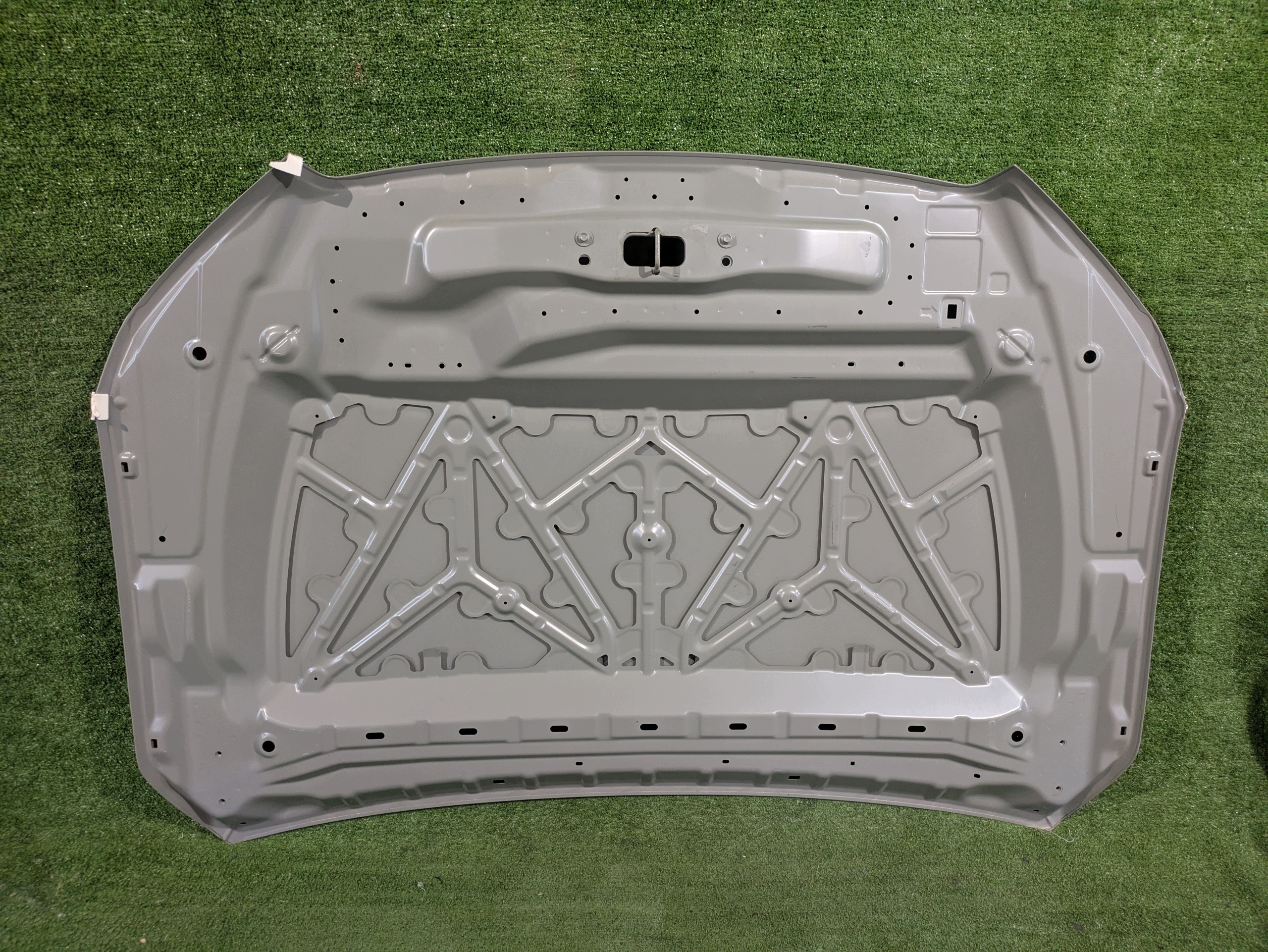Capot ISUZU D-MAX III 19- NR.M368