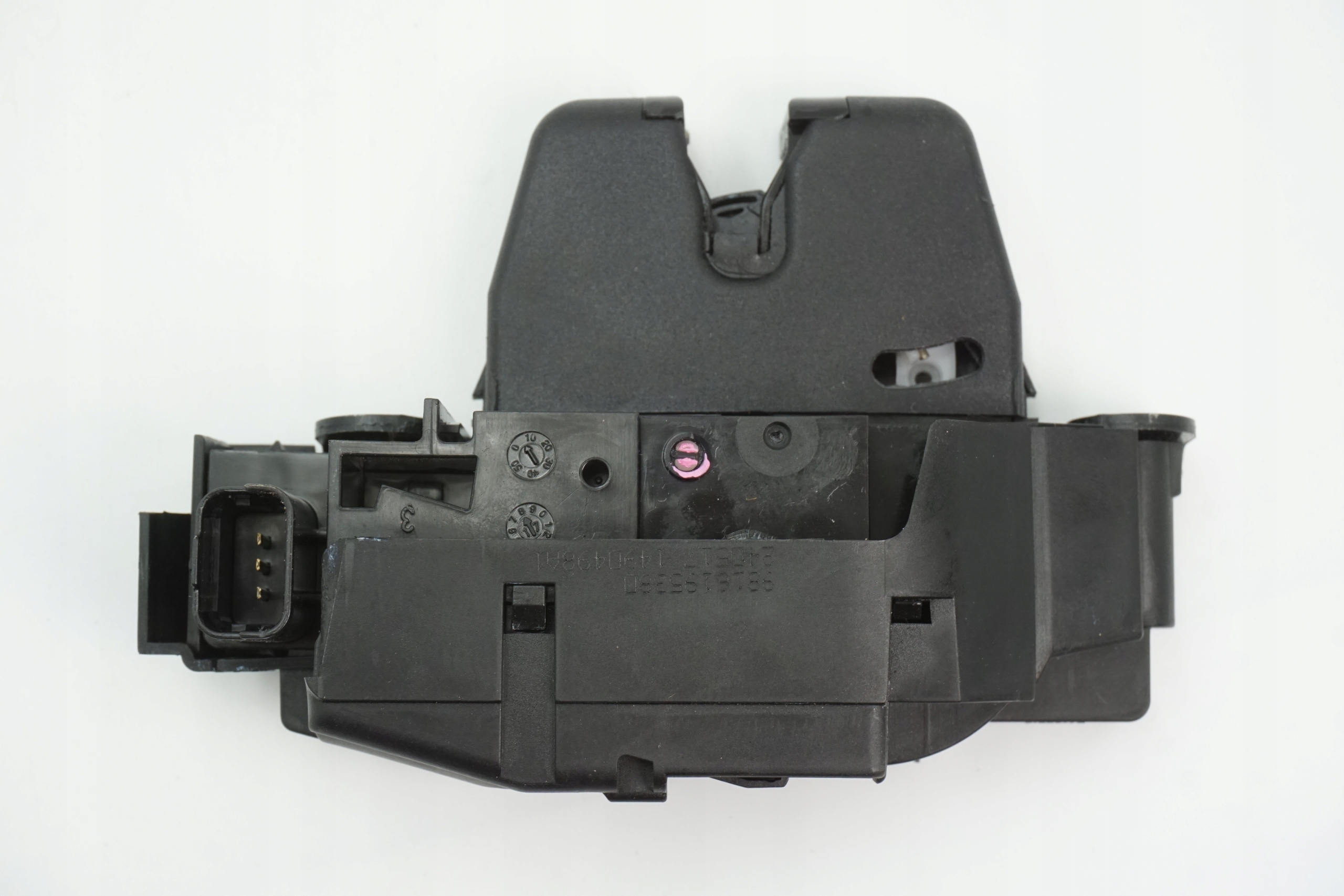 ZAMEK KLAPY TYLNEJ PEUGEOT 3008 9816195380