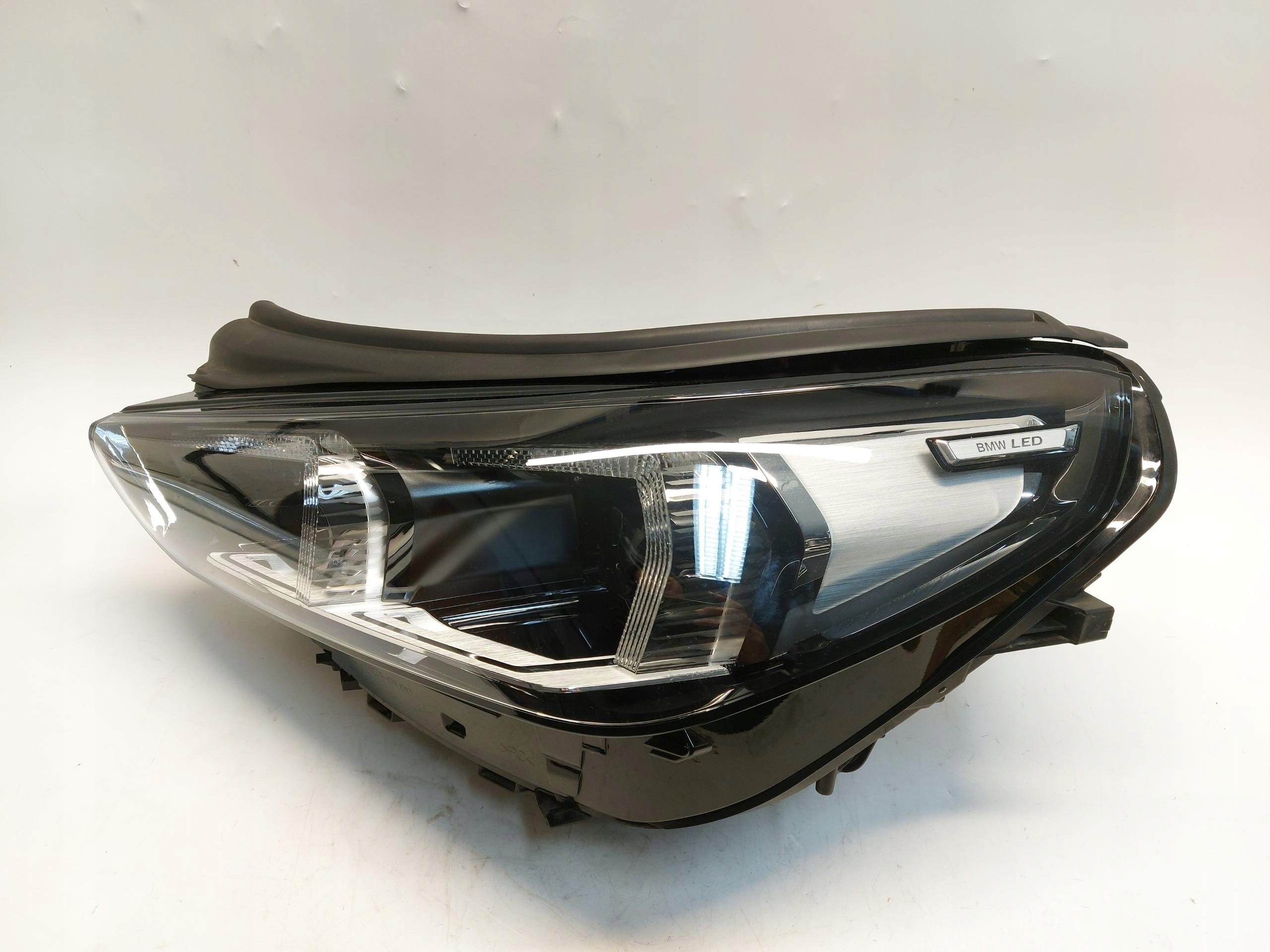 BMW iX1 X1 U11 light front left LED UK 5A5BD51