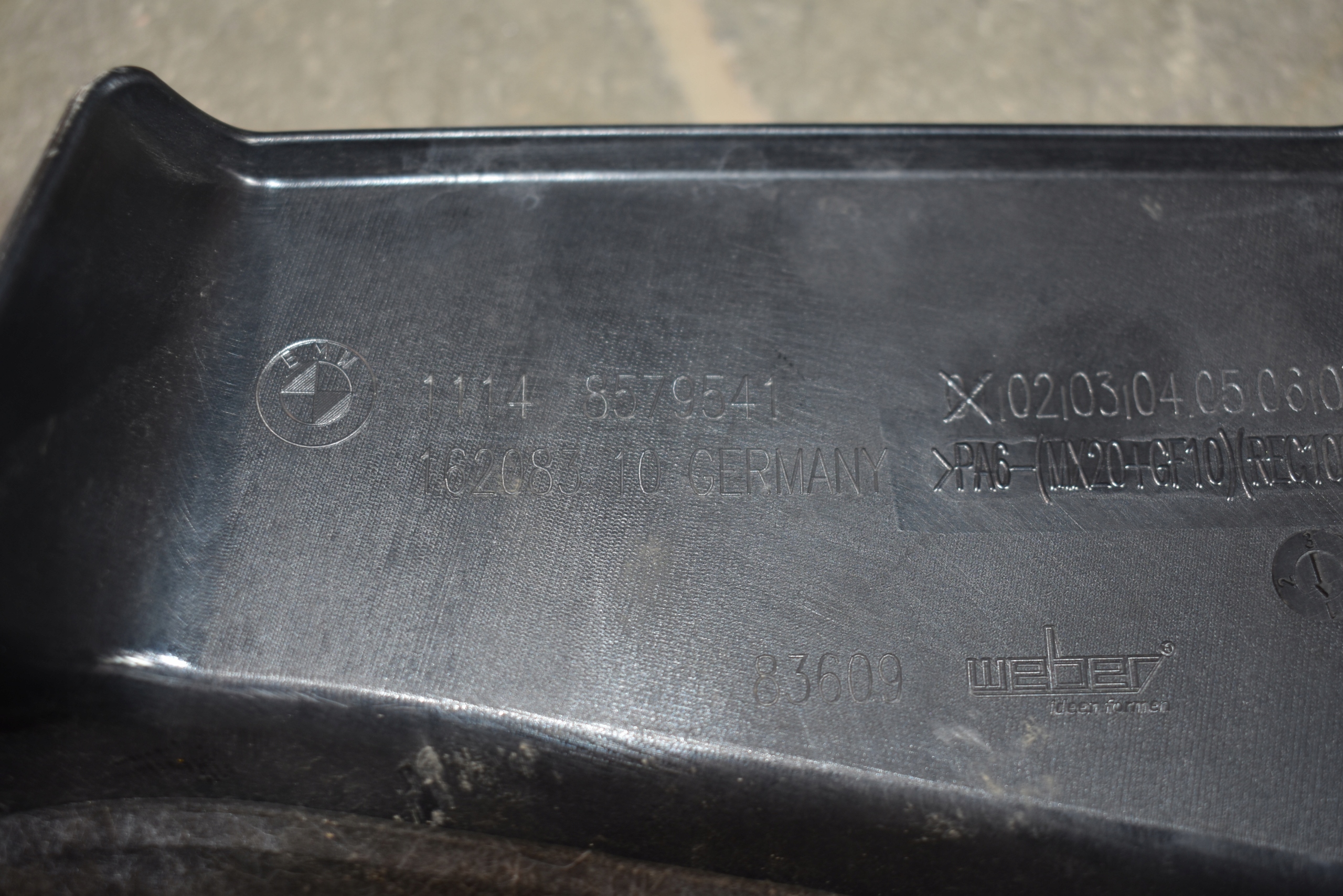 perfect condition cover engine housing cover BMW G01 G30 1