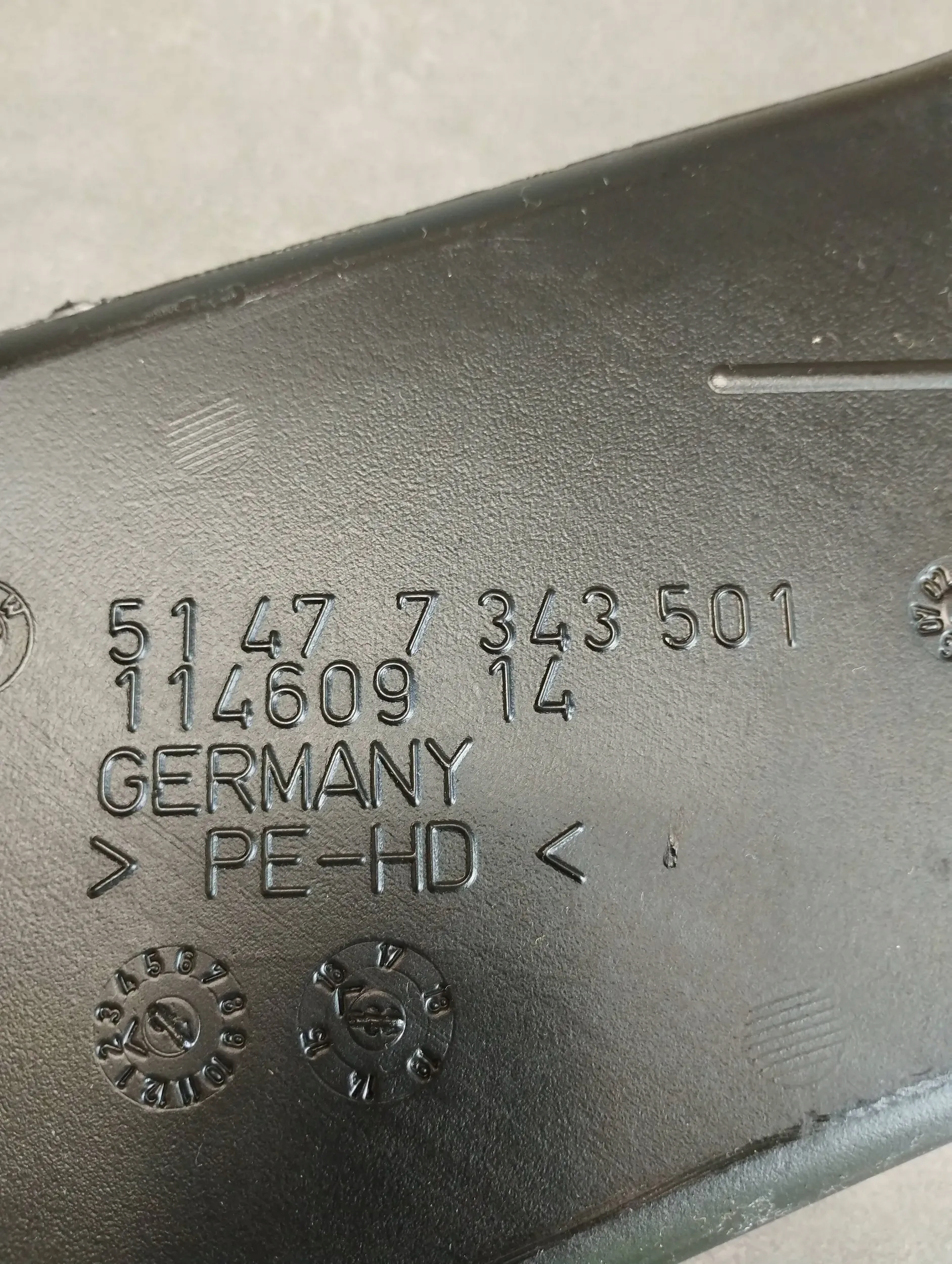 BMW 7 G11 drain air 7343501