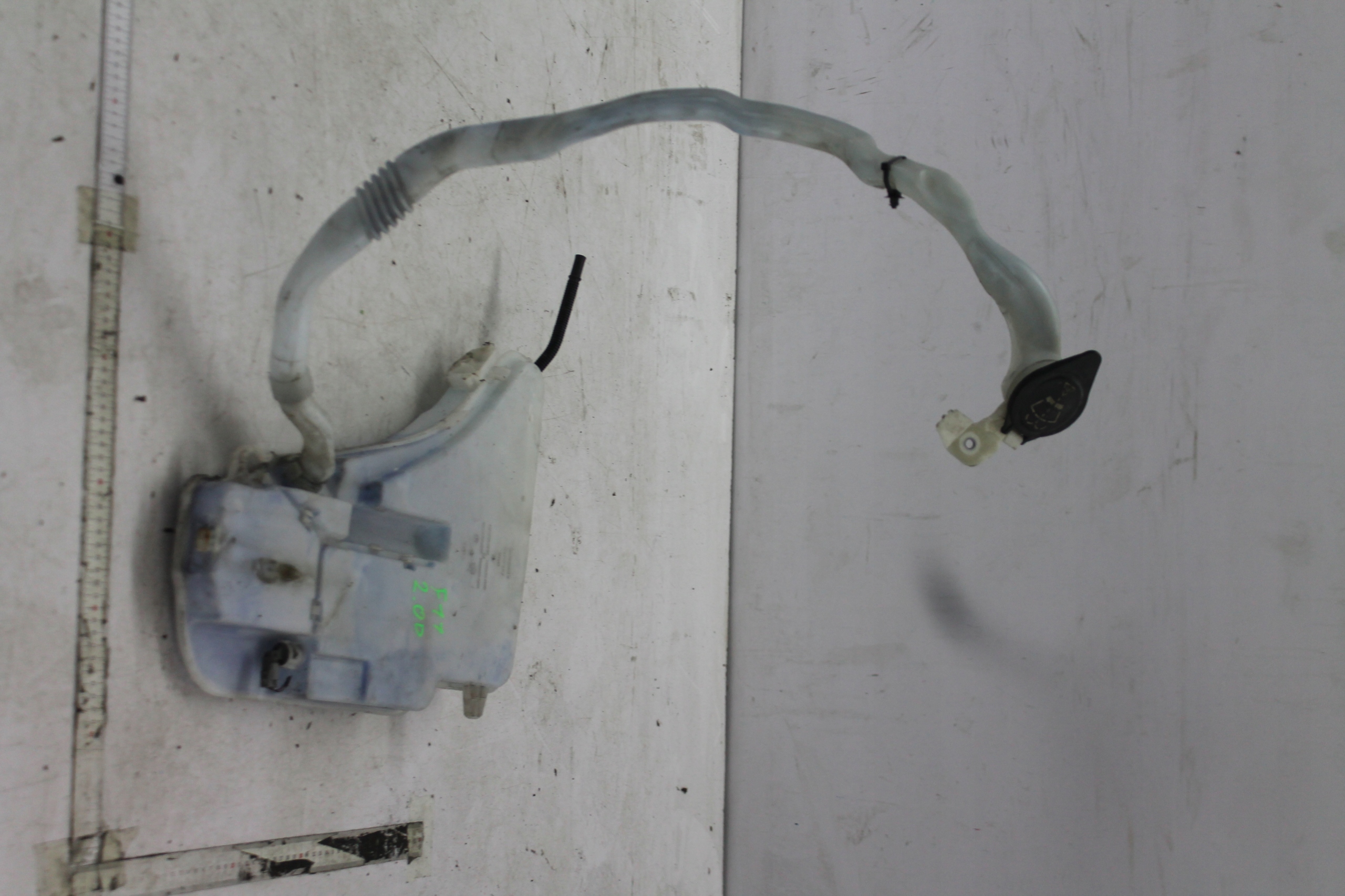 washer fluid tank 7226708 BMW 5 F10 10-14