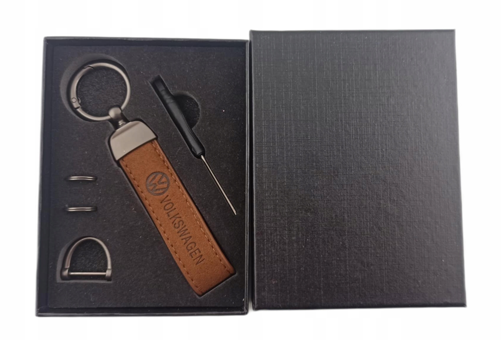 Vw Volkswagen Brelok Breloczek Skóra Alcantara Brązowy Pudełko
