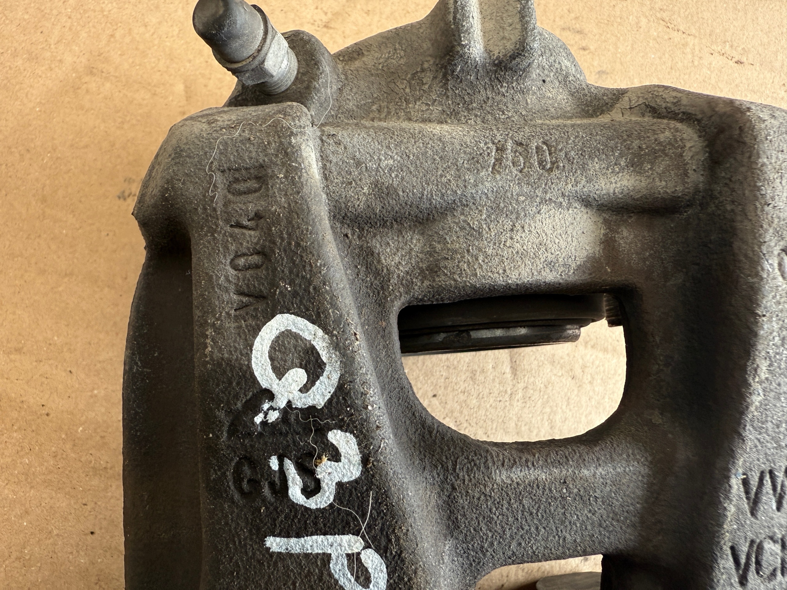 AUDI Q3 LIFT 2.0 TDI caliper brake right front VCF257