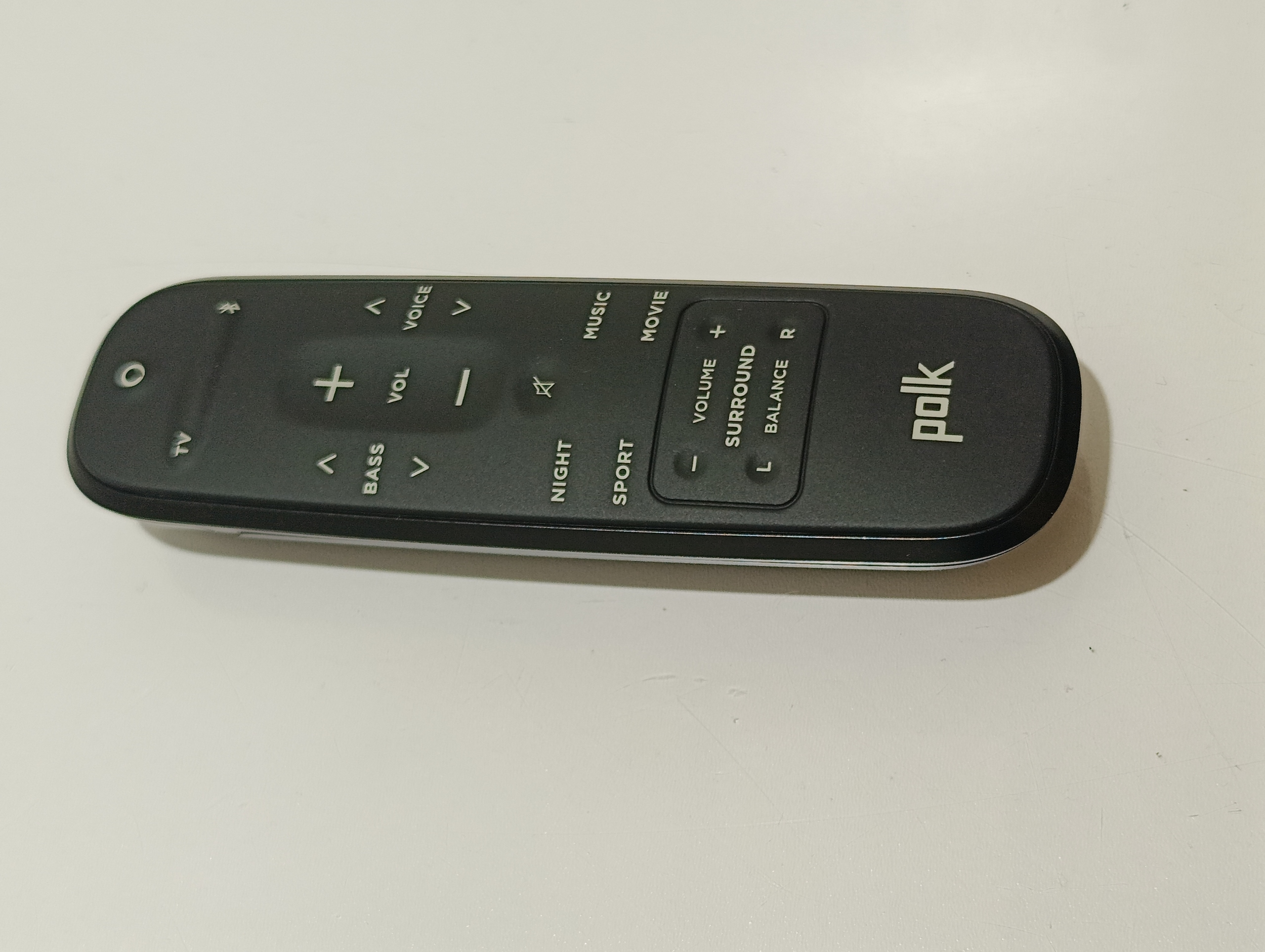 ORGINALNY Pilot SOUNDBARA POLK AUDIO REACT 2.0 180 W Model React Bar