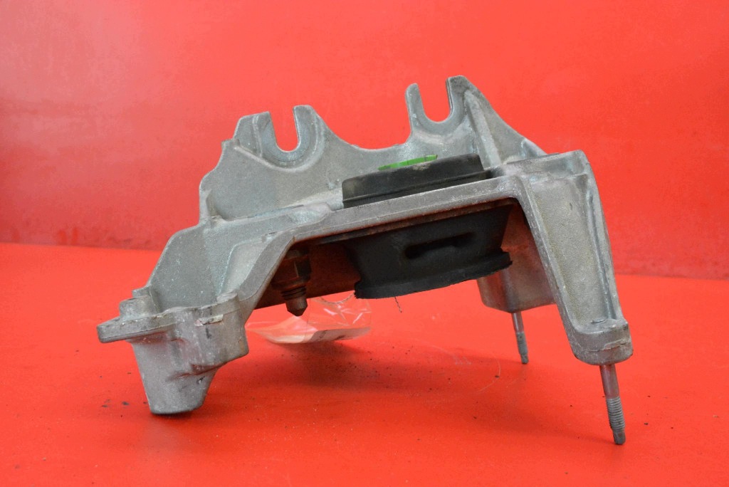 holder engine mount left 112223722R RENAULT ZOE 1 and 88 KM 12-19