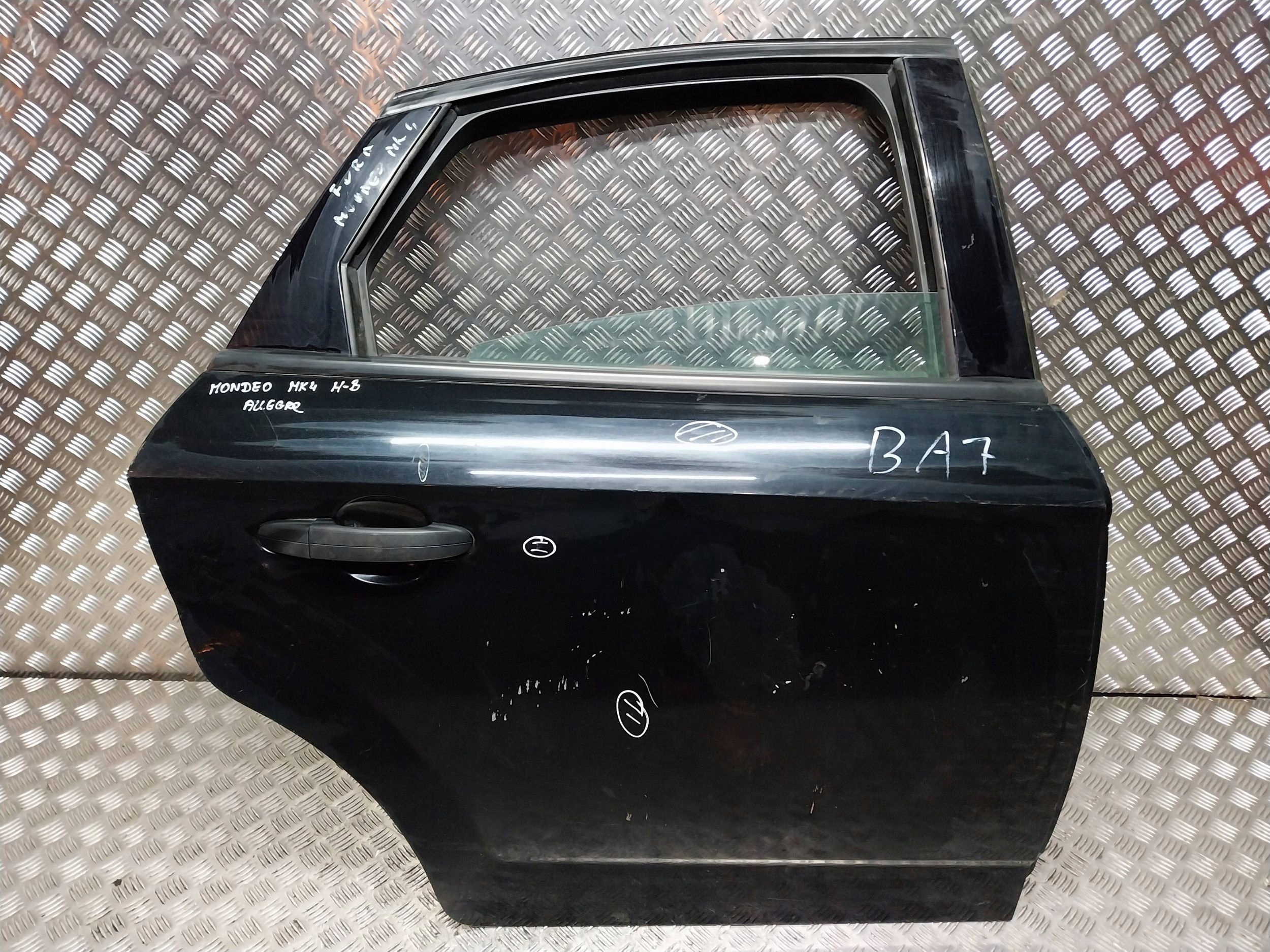 door rear part right FORD MONDEO MK4 HATCHBACK 08